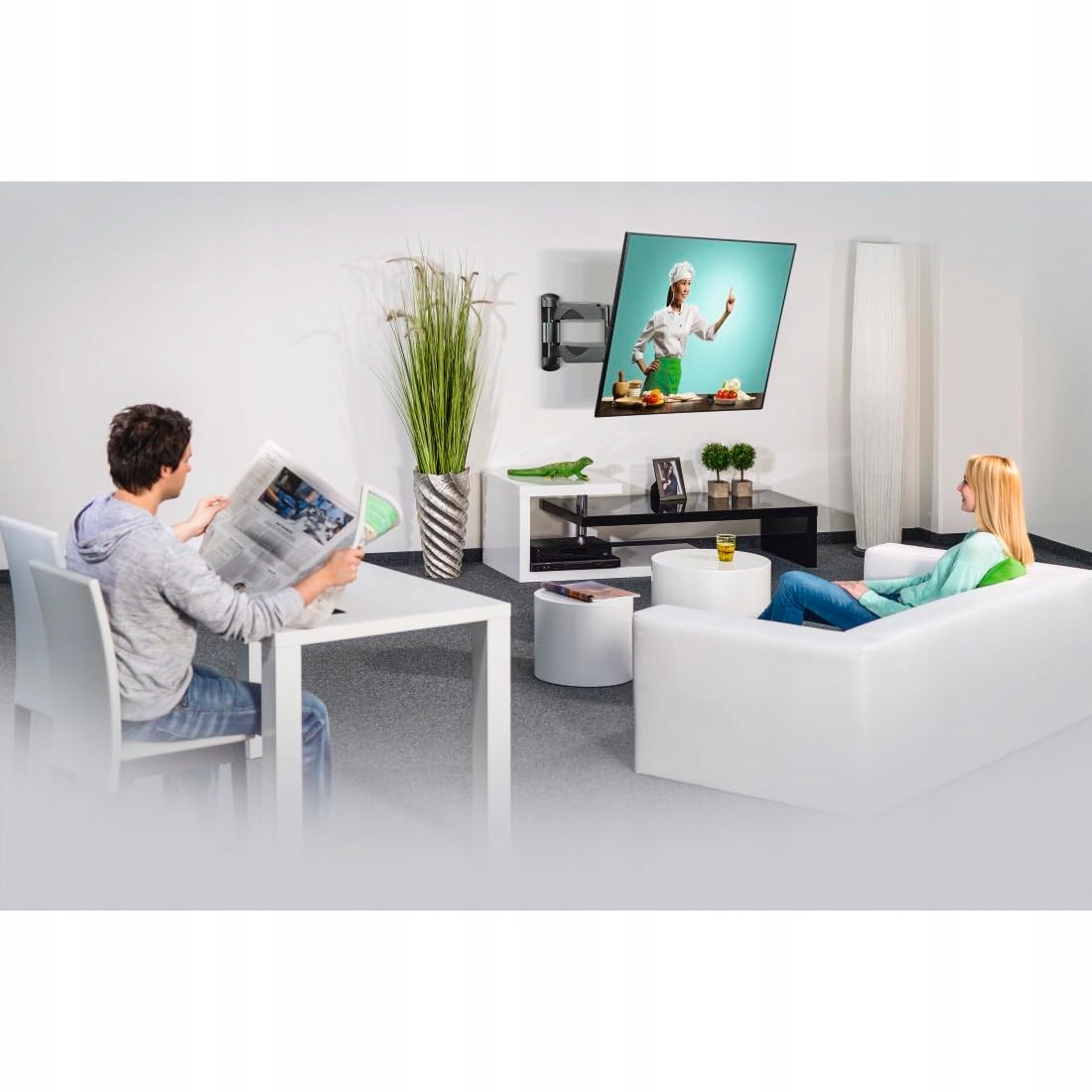 HAMA Uchwyt TV Ścienny Ruchomy 32-65 Cal VESA 75x75-400x400 35kg Czarny — miniatura 6