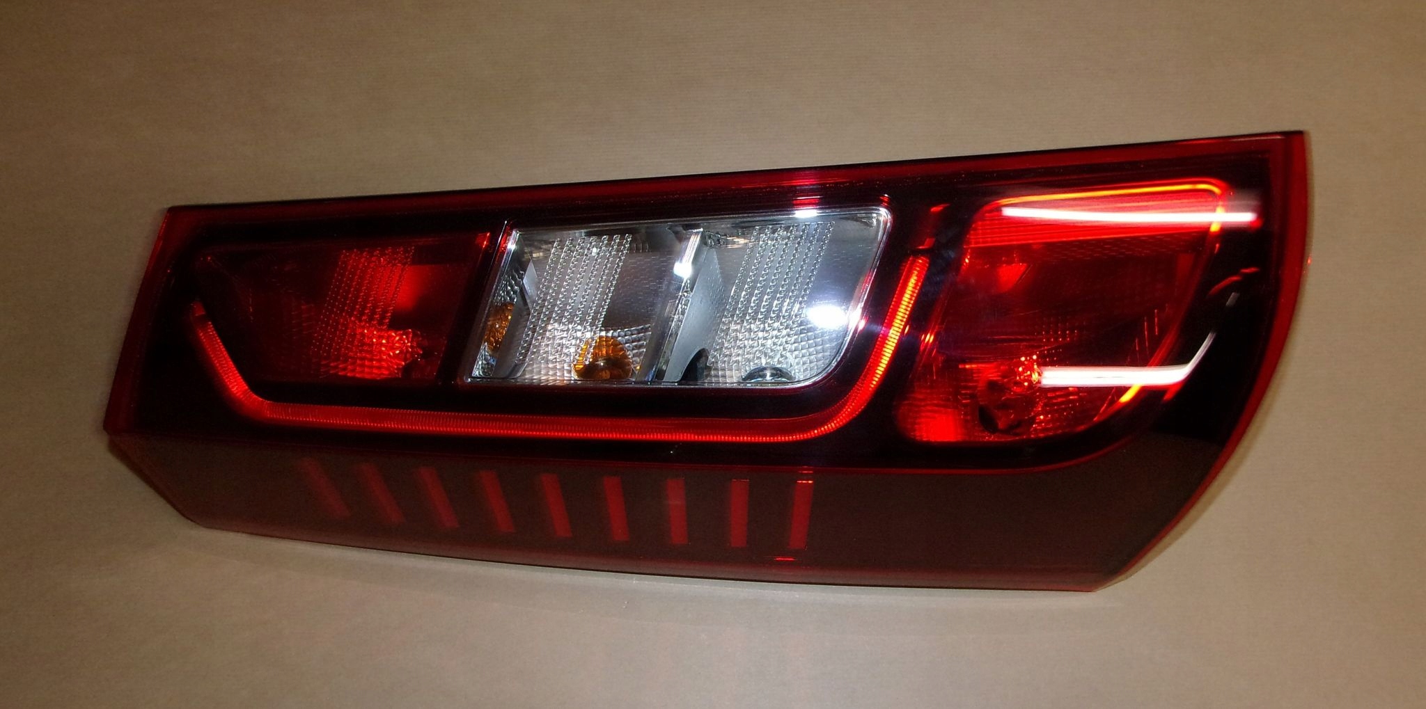 Zadní Lampa R Express Levá 265554082R