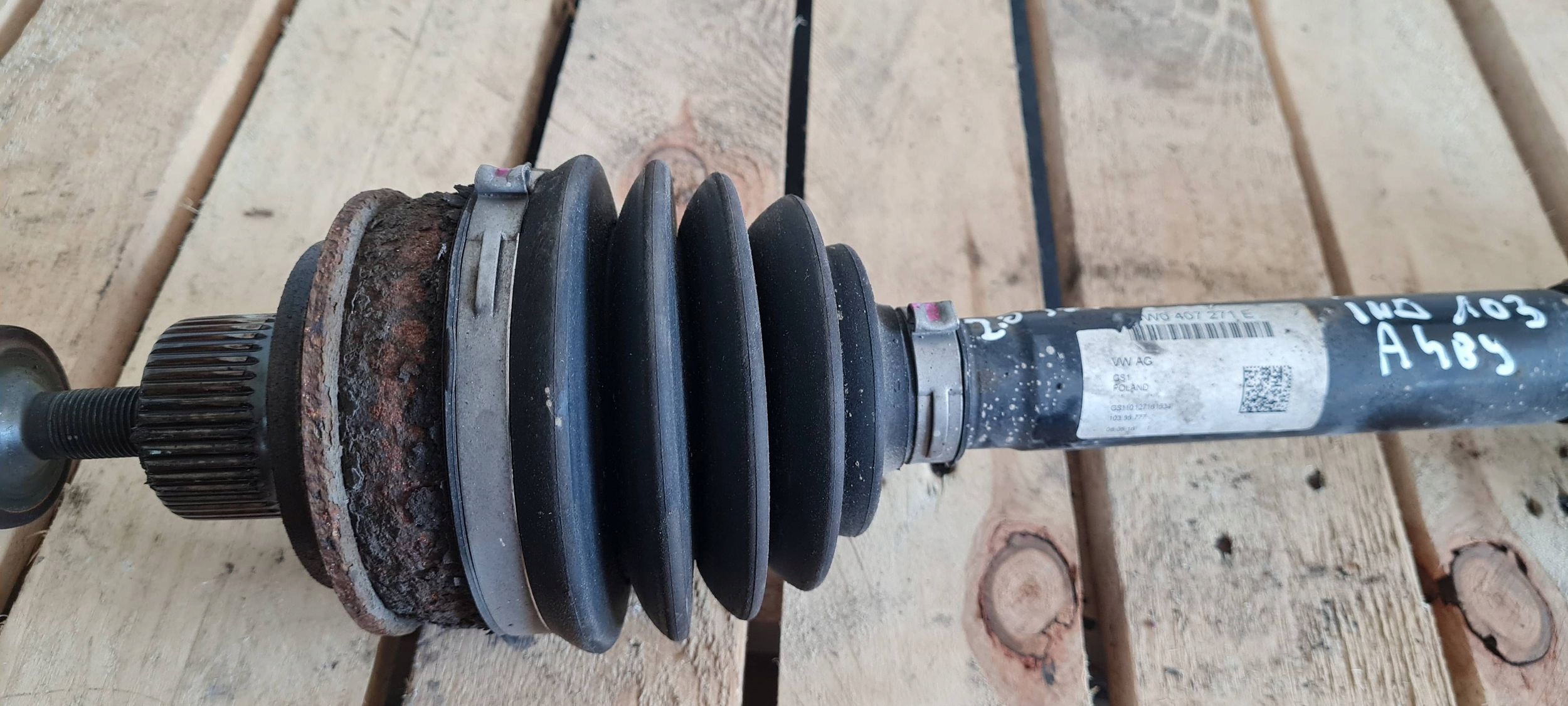 A4 B9 8W semi-axis left right front 2.0 TDI 8W0407271E A5 8W
