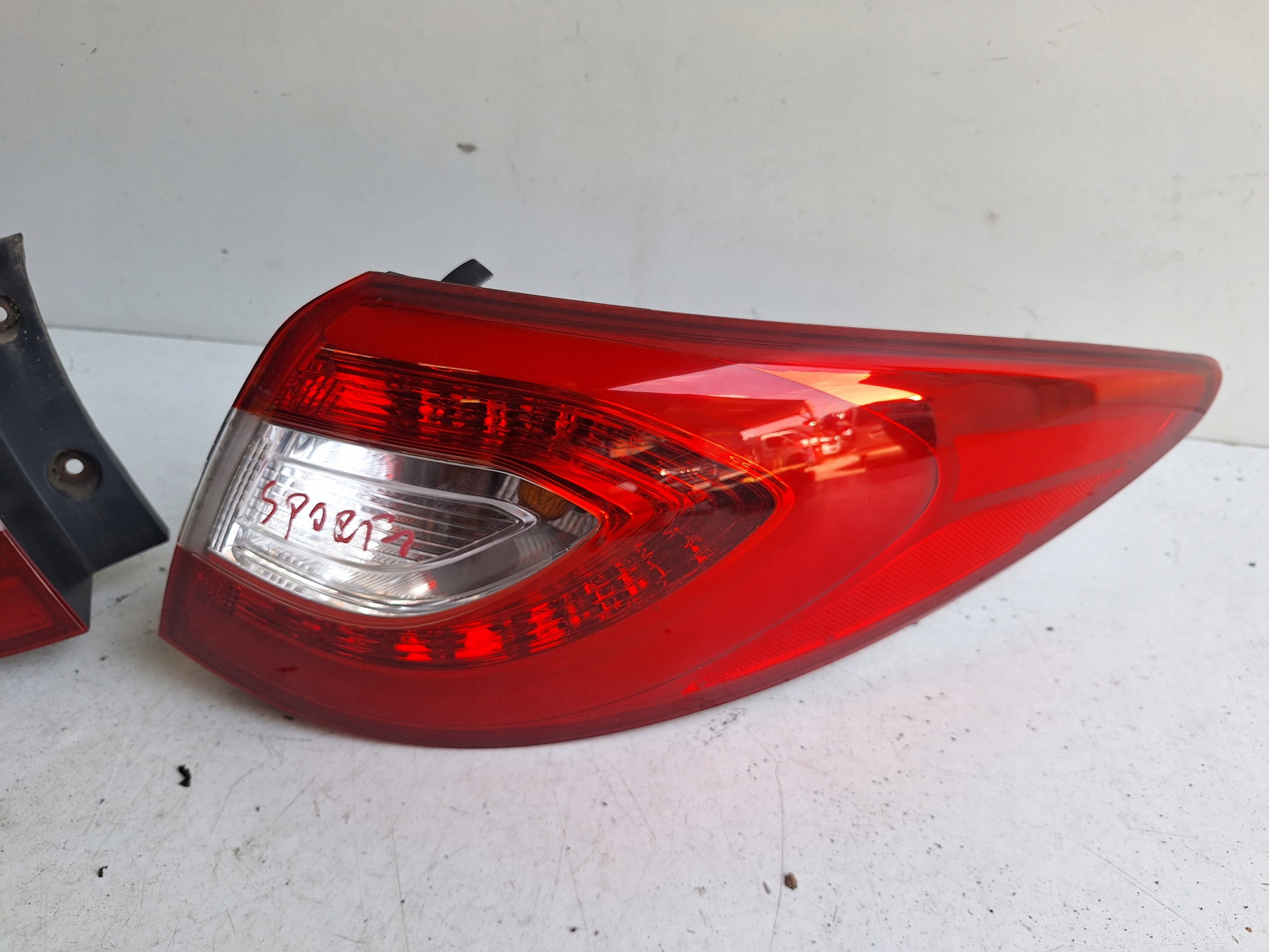 HYUNDAI IX35 LIFT 13-15 light rear part LED left
