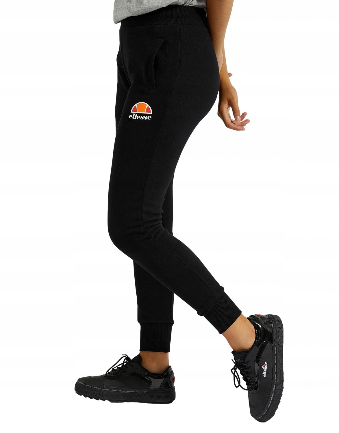 Dámské tepláky Ellesse joggery Queenstown černé bavlněné
