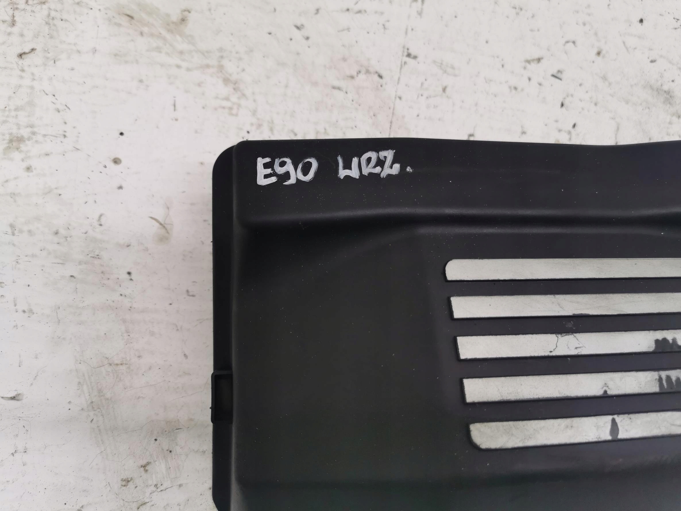 motorfedél BMW SERIA 3 E90 E91 2.0i 7530742
