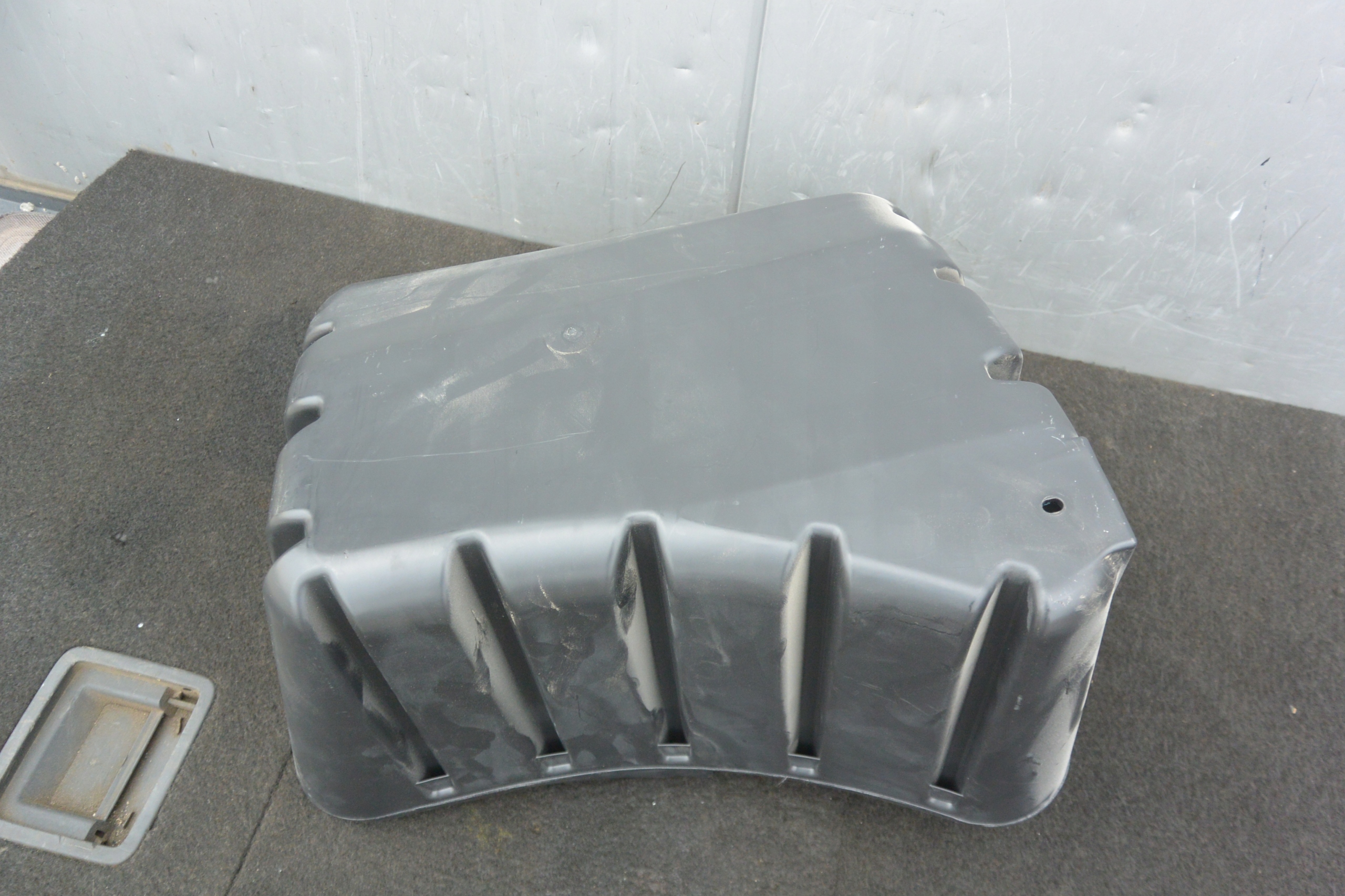 hangszóró SUBWOOFER TESLA MODEL S 12-16