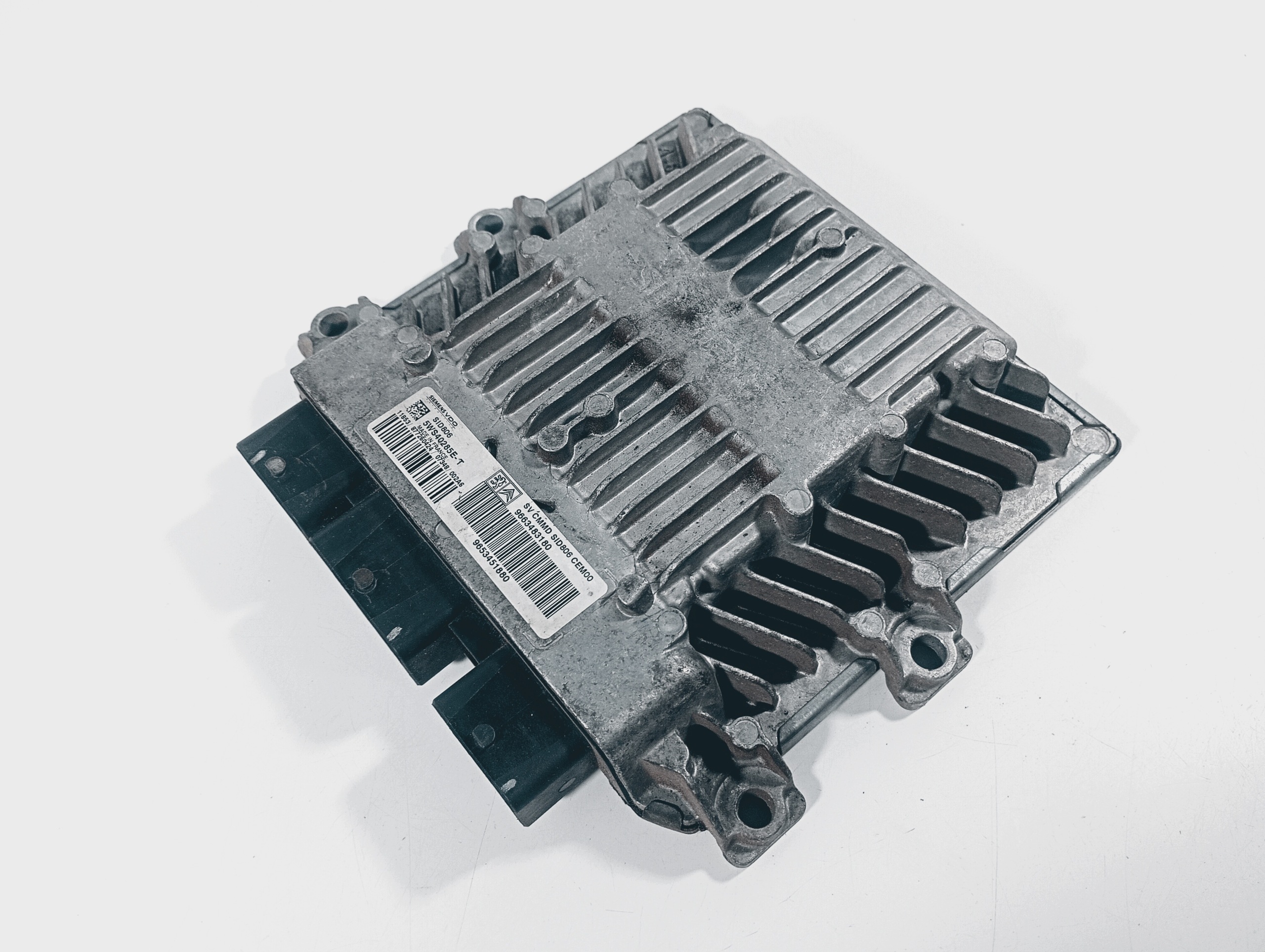 computer control unit of the engine OE 9653451880 Citroen C2 03-17