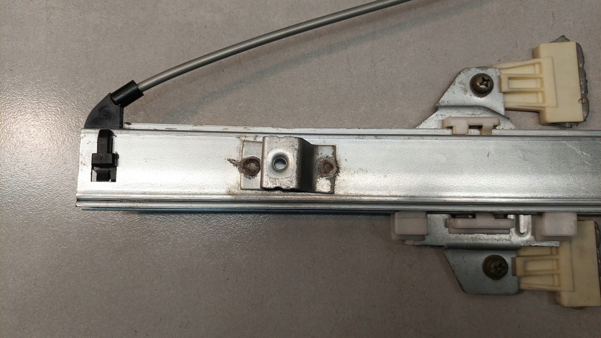 window regulator right rear part WAGON R+1.0