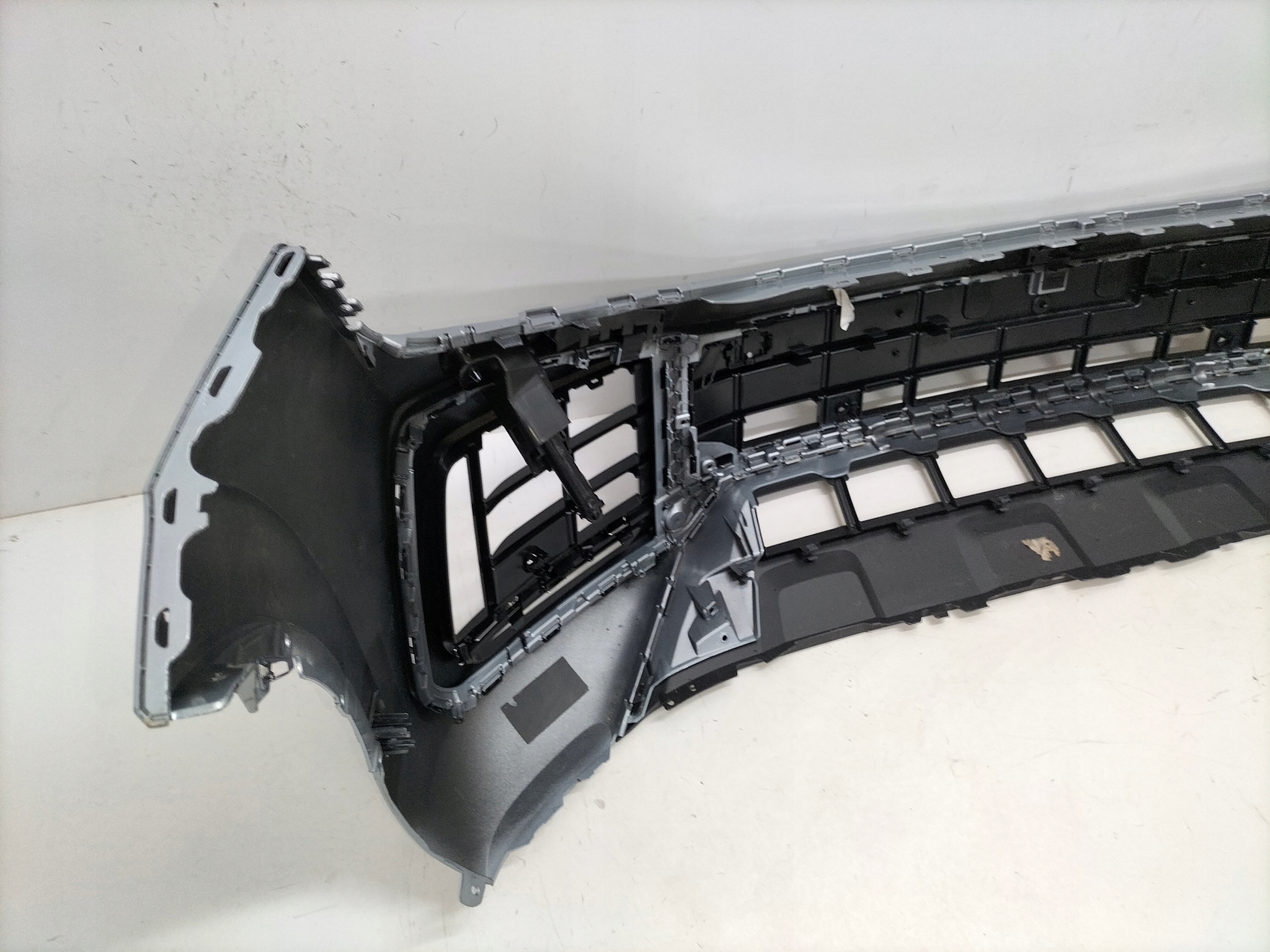 Frontstoßstange vorne VW TOUAREG III LIFT 23