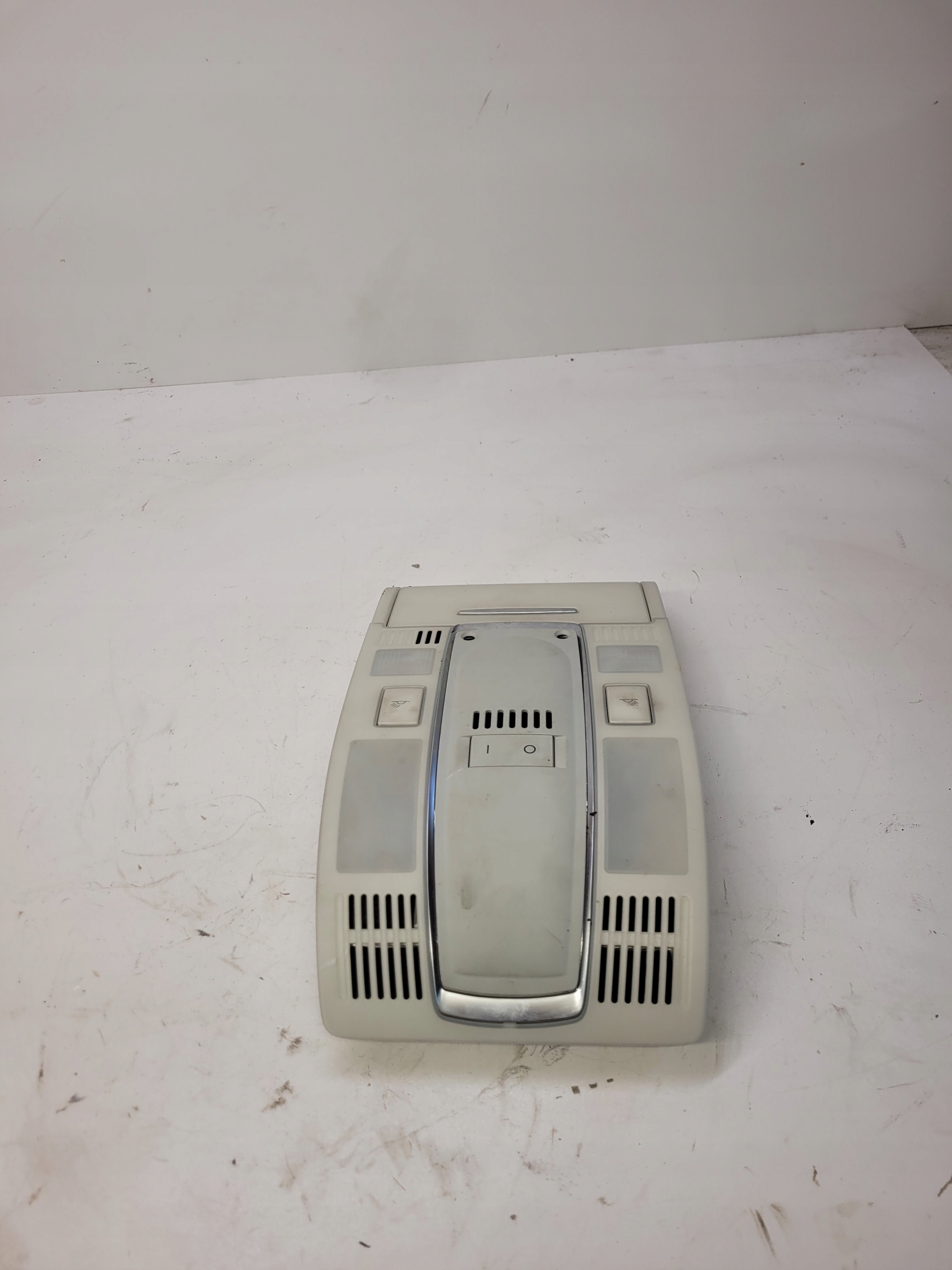 light OSWIETLENIE cabs AUDI A6 C6 4F0947135M
