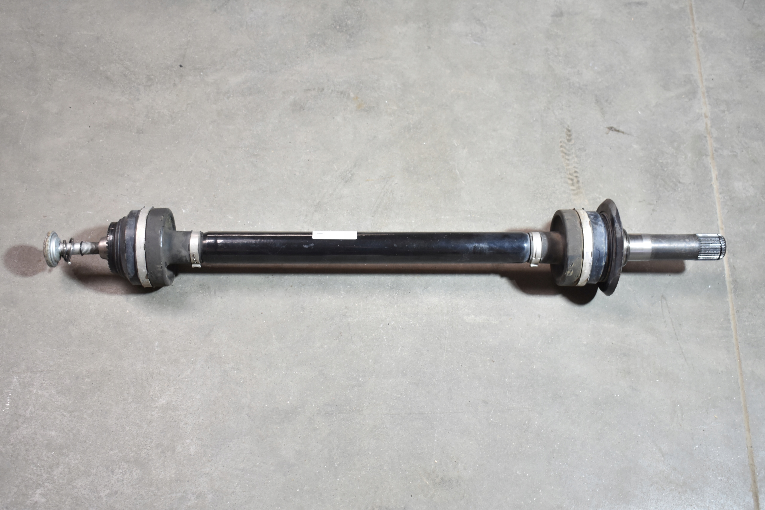IDEALNA semi-axis rear part rear right BMW F90 1