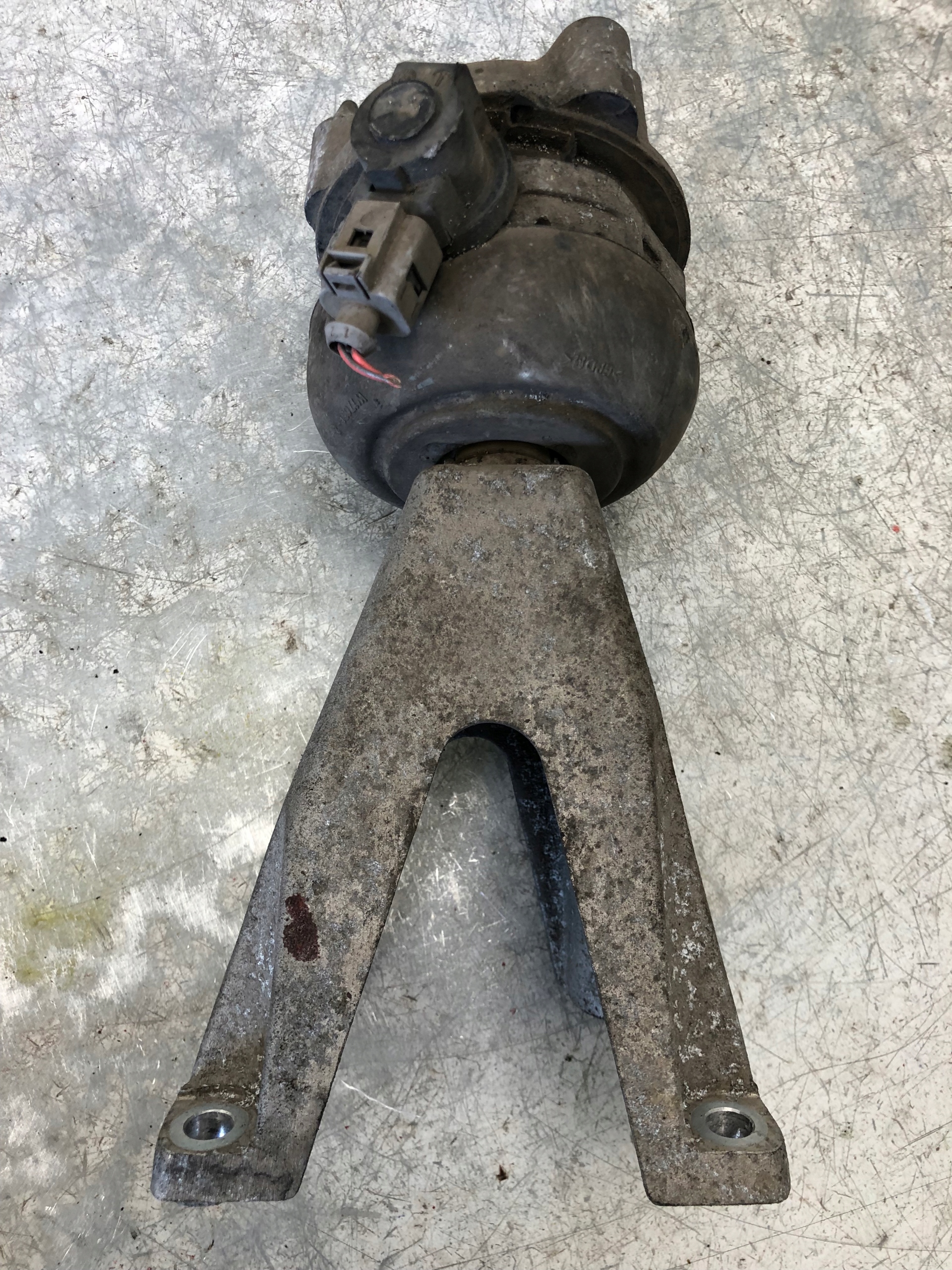 airbag engine mount AUDI A8 D3 4E0199381