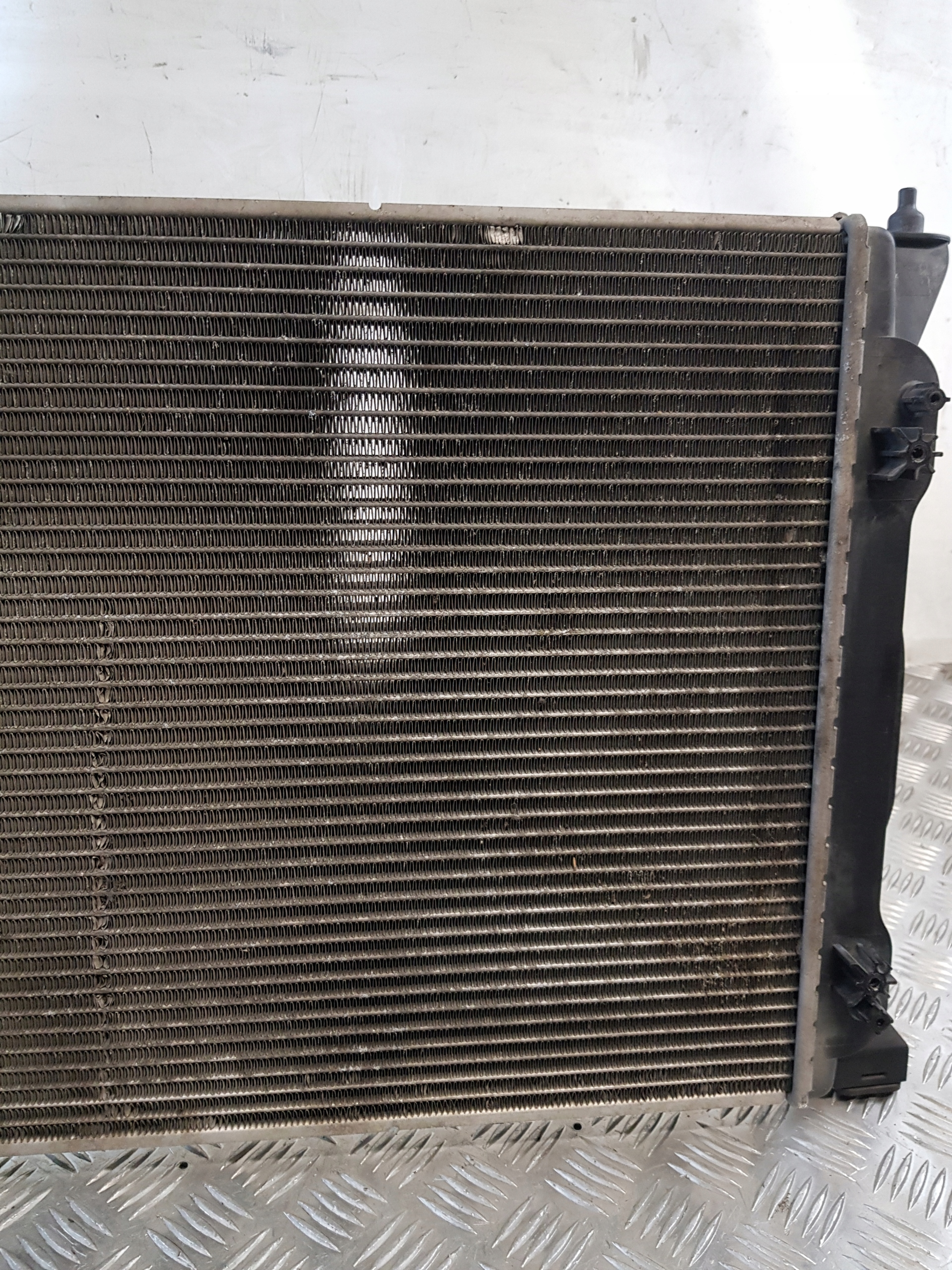 water cooler 8E0121251A AUDI A4 B6 2.0B