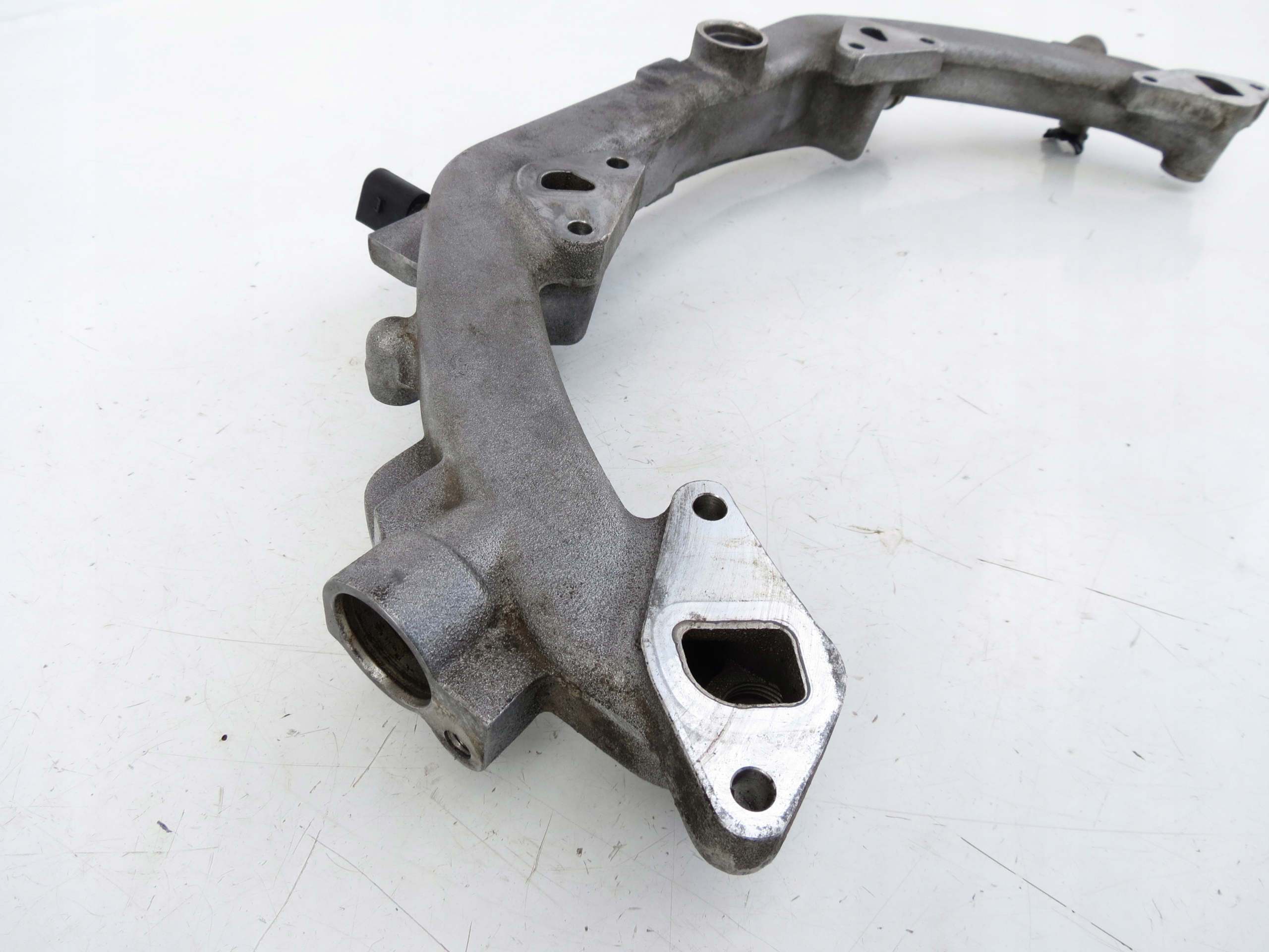 pipe EGR valve 9481081612 PORSCHE CAYENNE 7L 4.8 V8