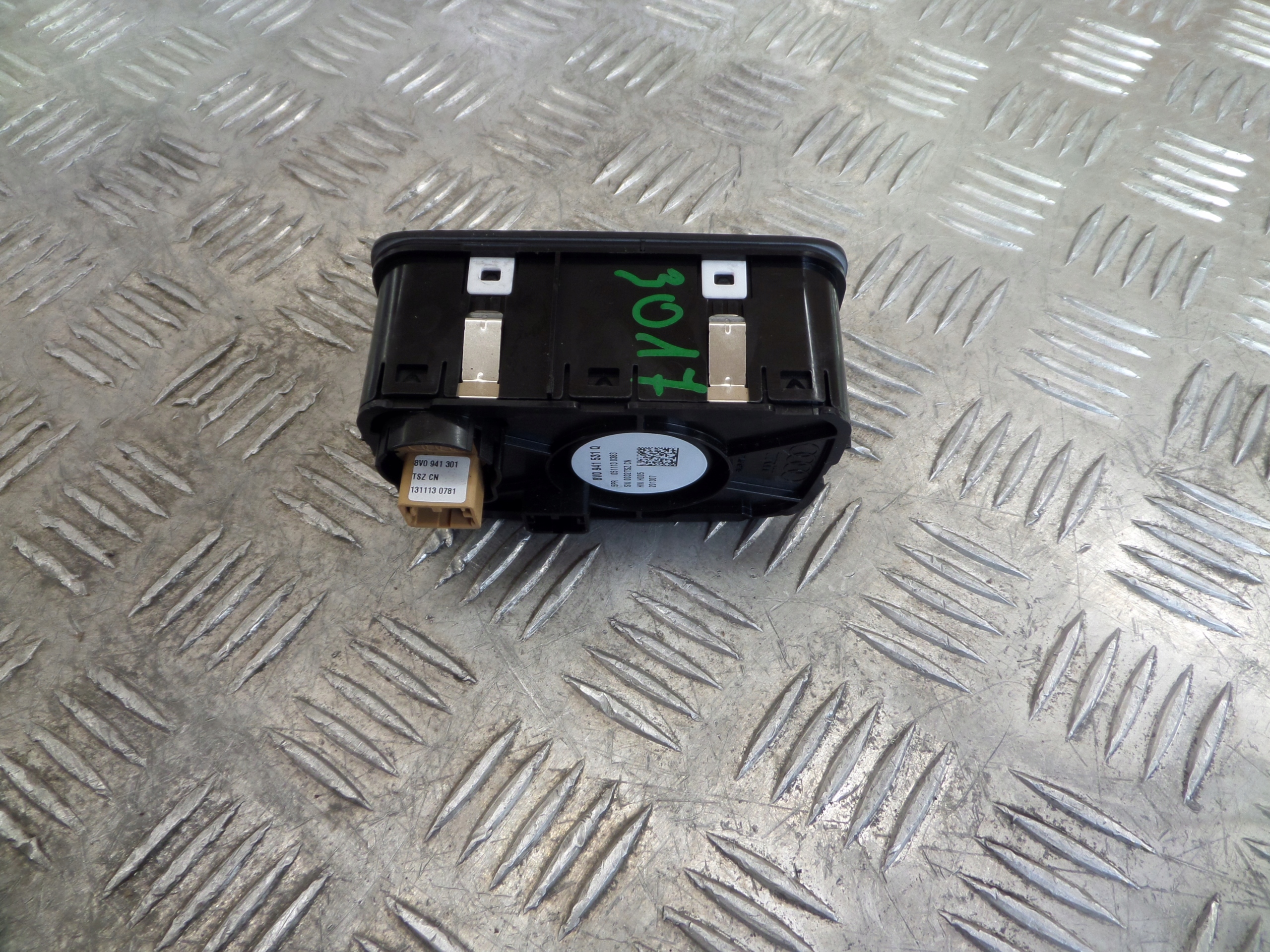 Pulsante interruttore luci AUDI A3 8V 8V0941531Q