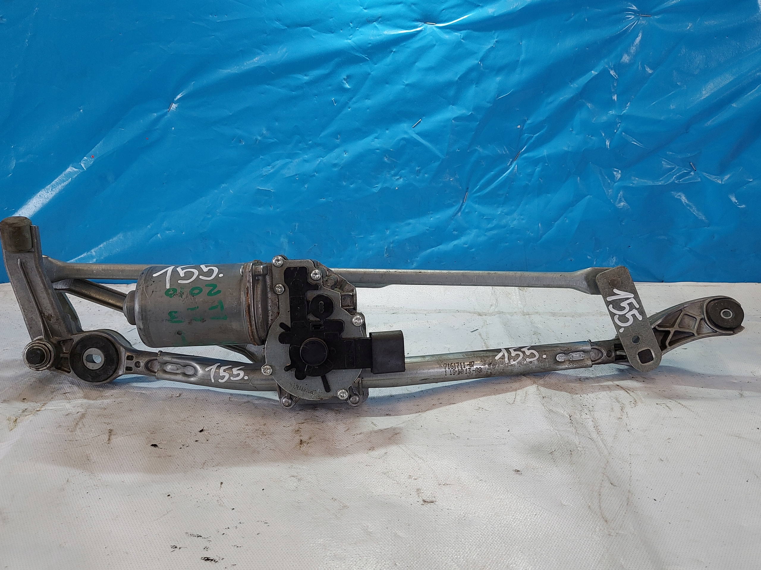 wiper mechanism BMW E91 7161711 front