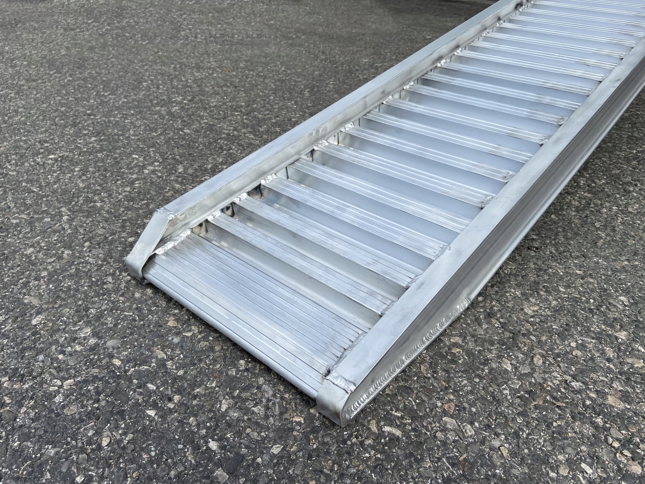 Hliníkové Nájezdy s hranami 3m do 4850kg