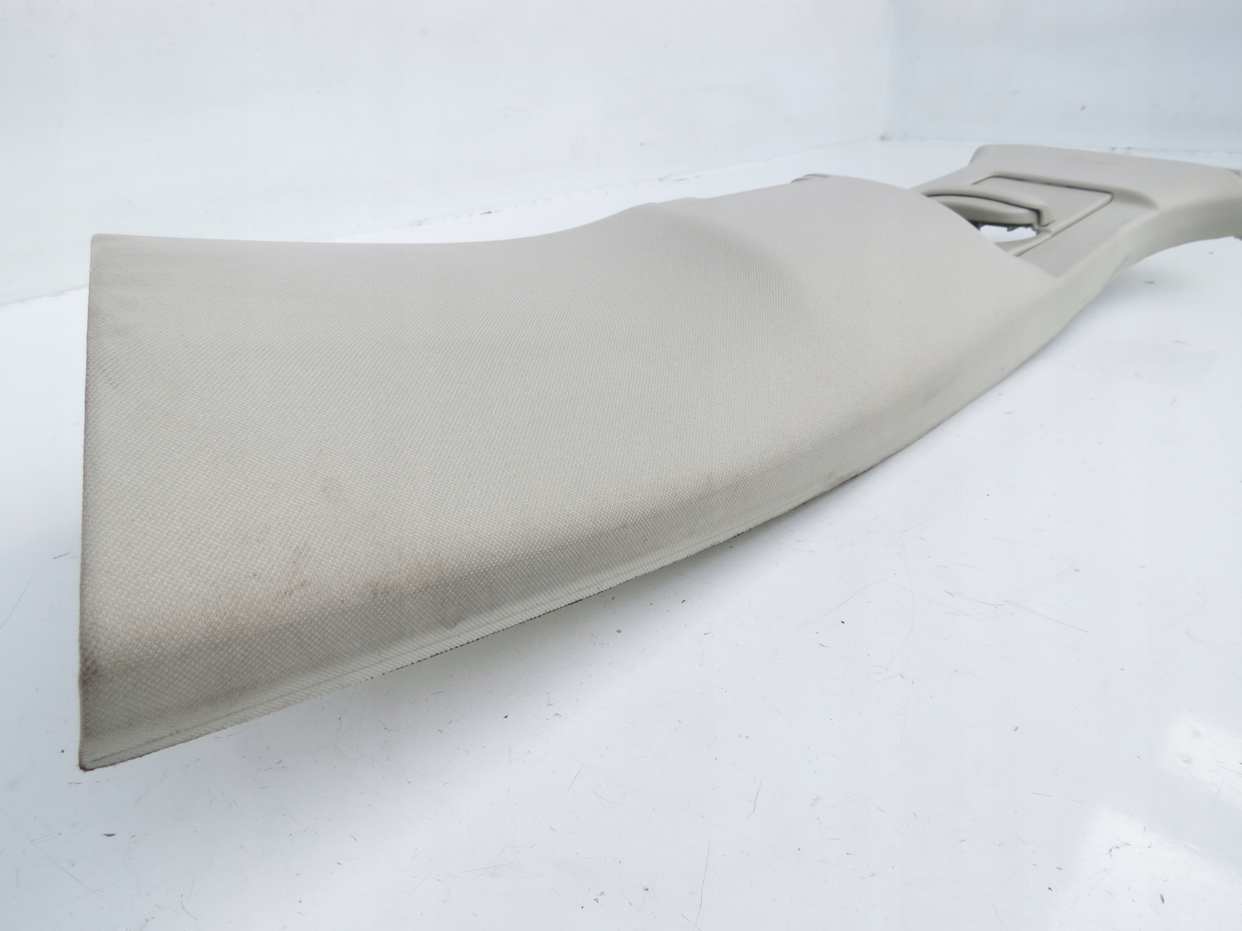 cover upholstery SLUPKA B left central XC60 II