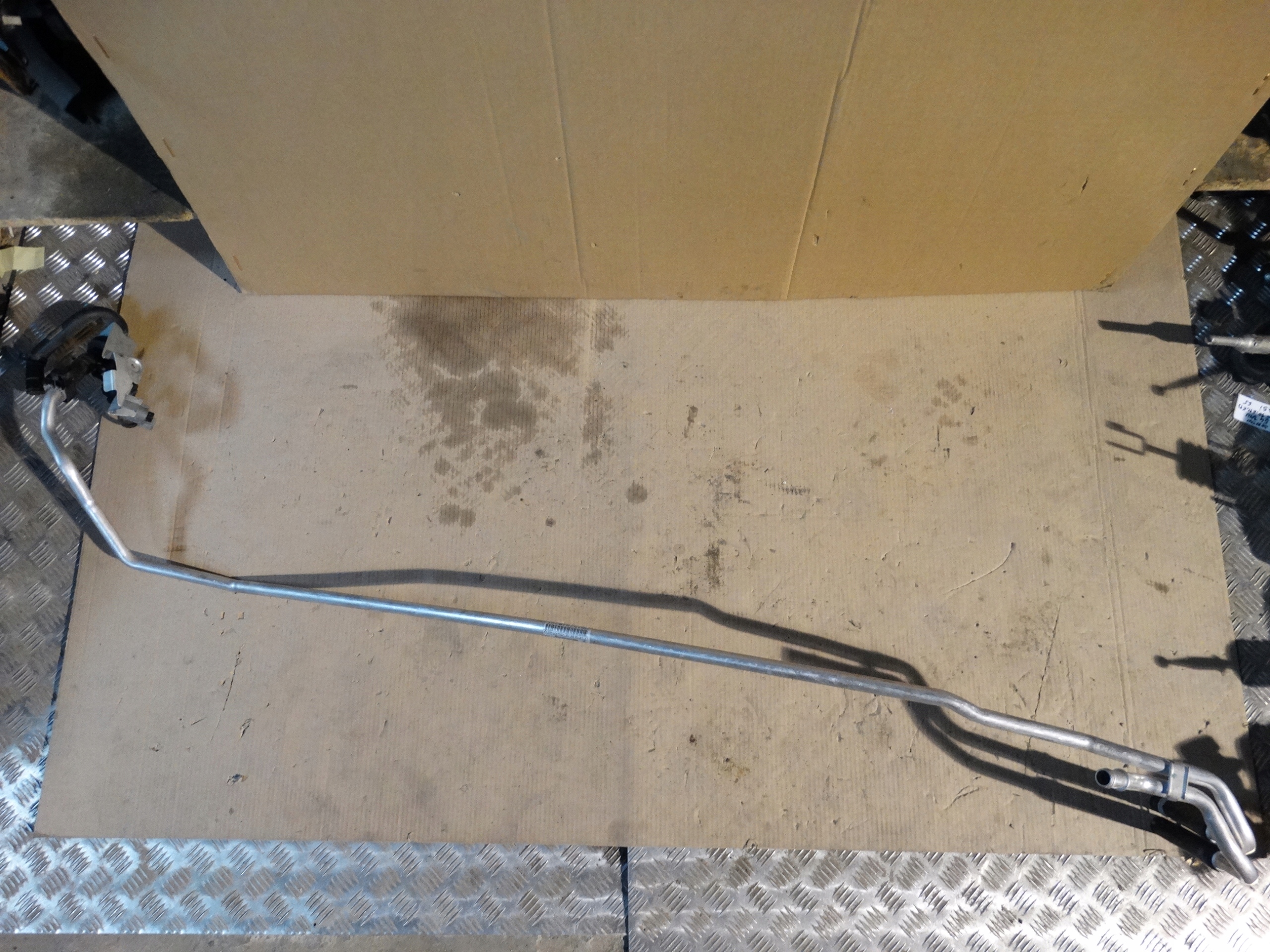 98157218101 - ІДЕАЛЬНИЙ ВОДОПРОВІД PORSCHE 991 981 1