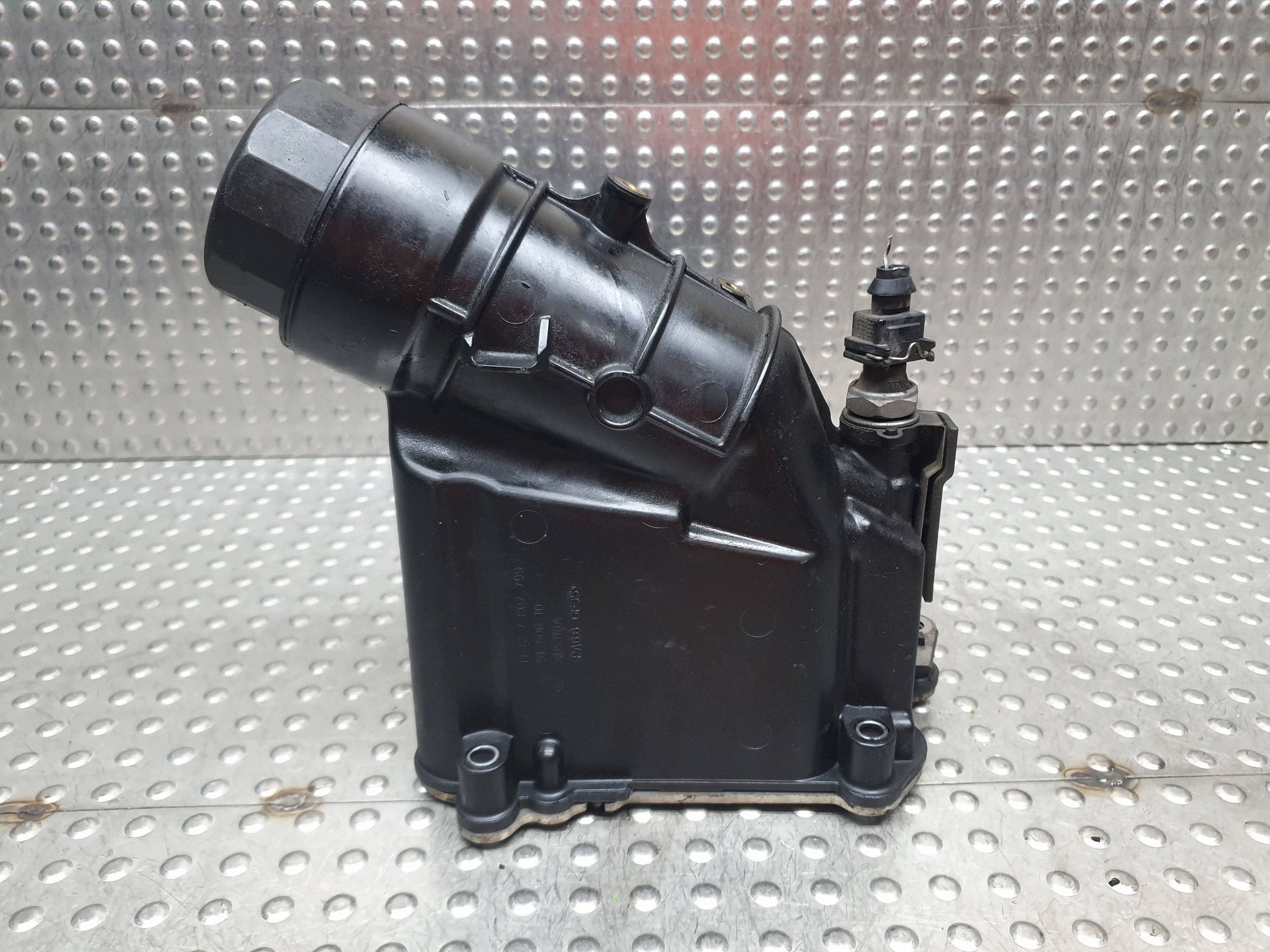 oil filter holder 7807799 BMW E90 E83 E87 E91 E60 E88 E92 E93 2.0D N47