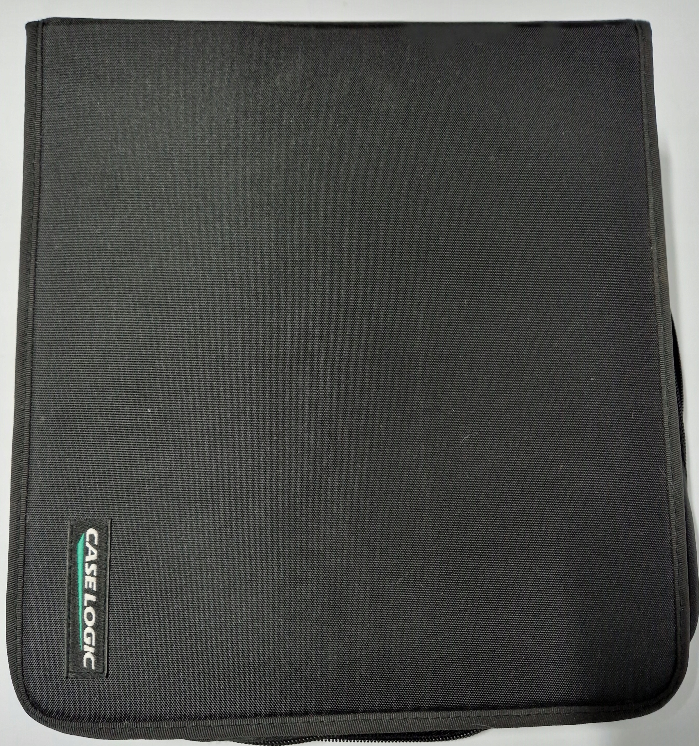 CASE LOGIC ORGANIZER ETUI FUTERAŁ NA PŁYTY CD DVD ALBUM 200 SZT