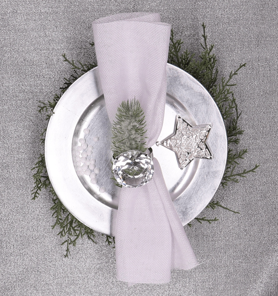 BRYLANTOWE SERWETNIKI NA ŚWIĄTECZNY STÓŁ 4 SZTUKI Kolor srebrny