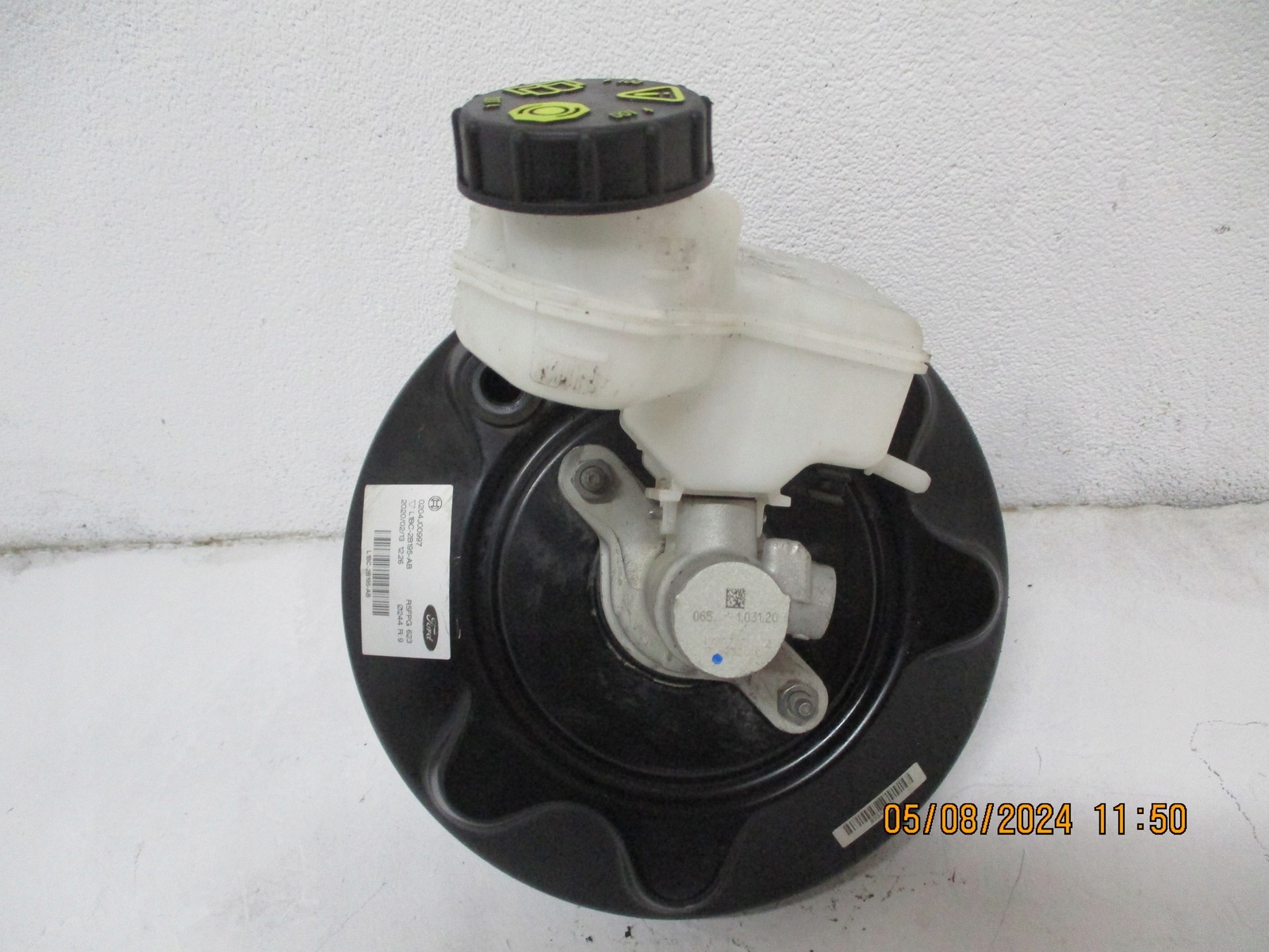 servo servo FORD L1BC-2B195-AB