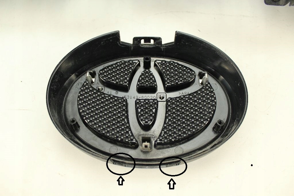 TOYOTA oe 53111-60A61