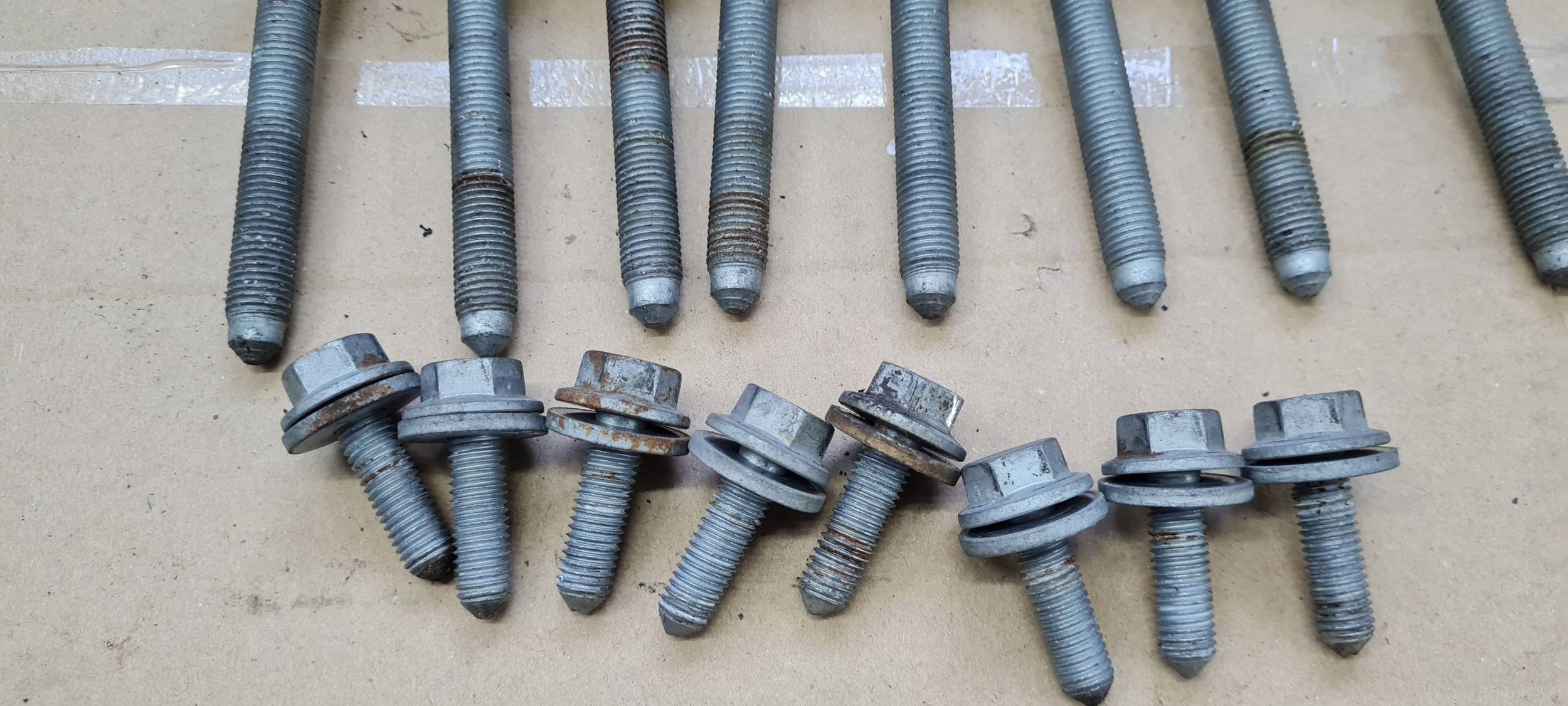 Q5 8R SQ5 screws holder SANEK front axle beam springing