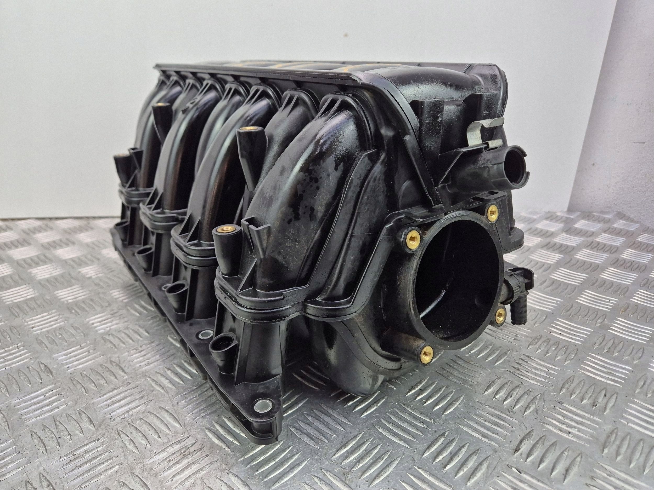 BMW 7 E65 E66 750i intake manifold 7531618 N62B48B
