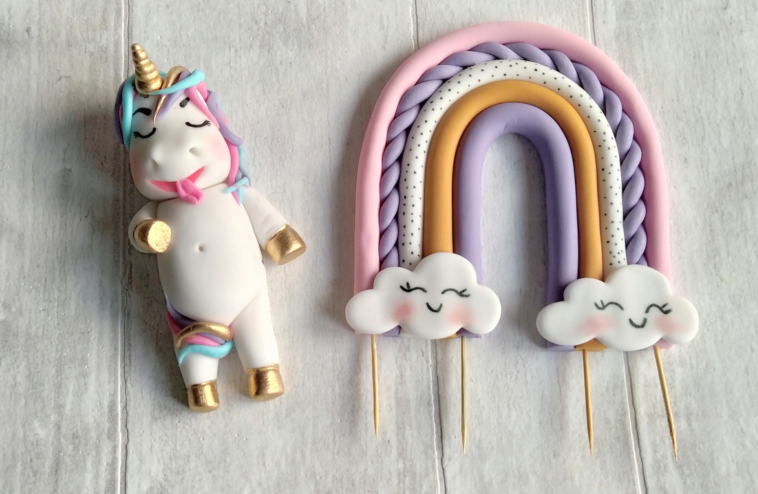 Levně Jednorožec labužník vysoká duha Sada dekorací z cukrové hmoty