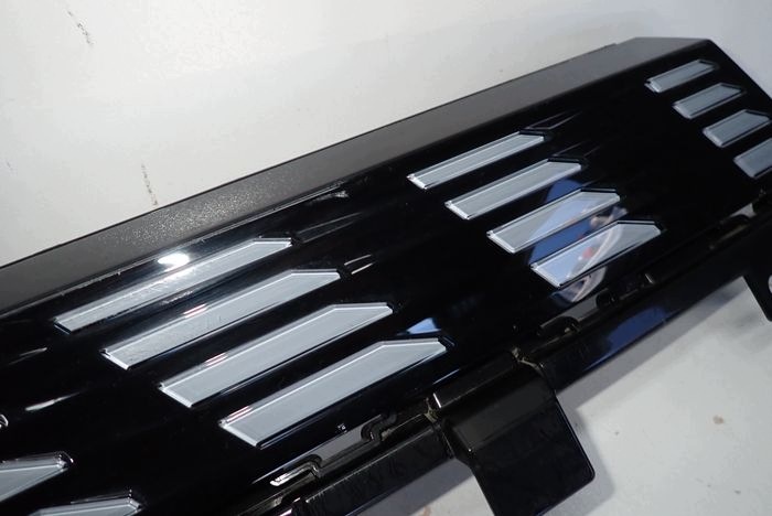 RENAULT SYMBIOZ 24- grill kühlergrill 623828991R