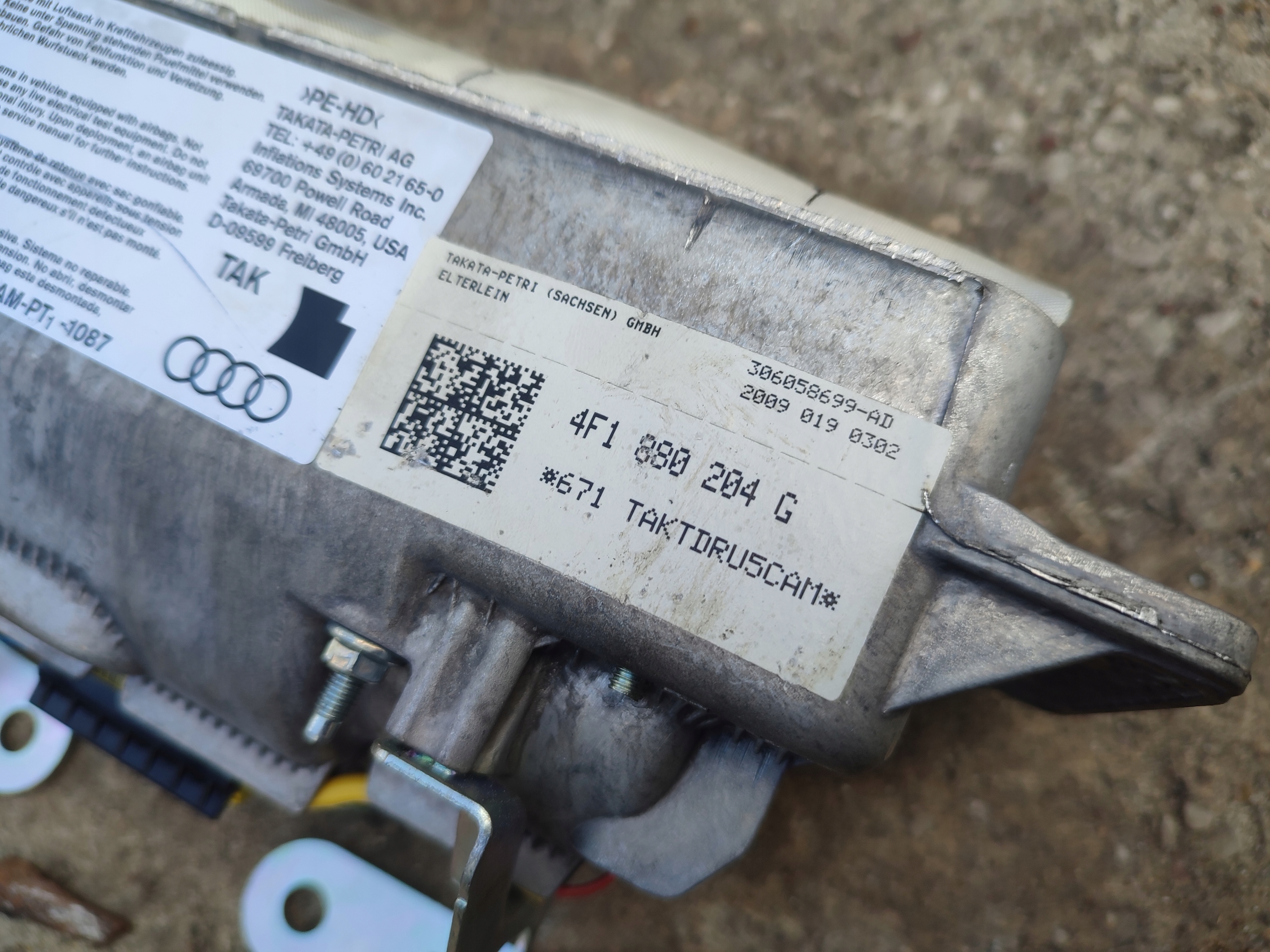 airbag airbag spolujezdce AUDI A6 C6 4F1880204G