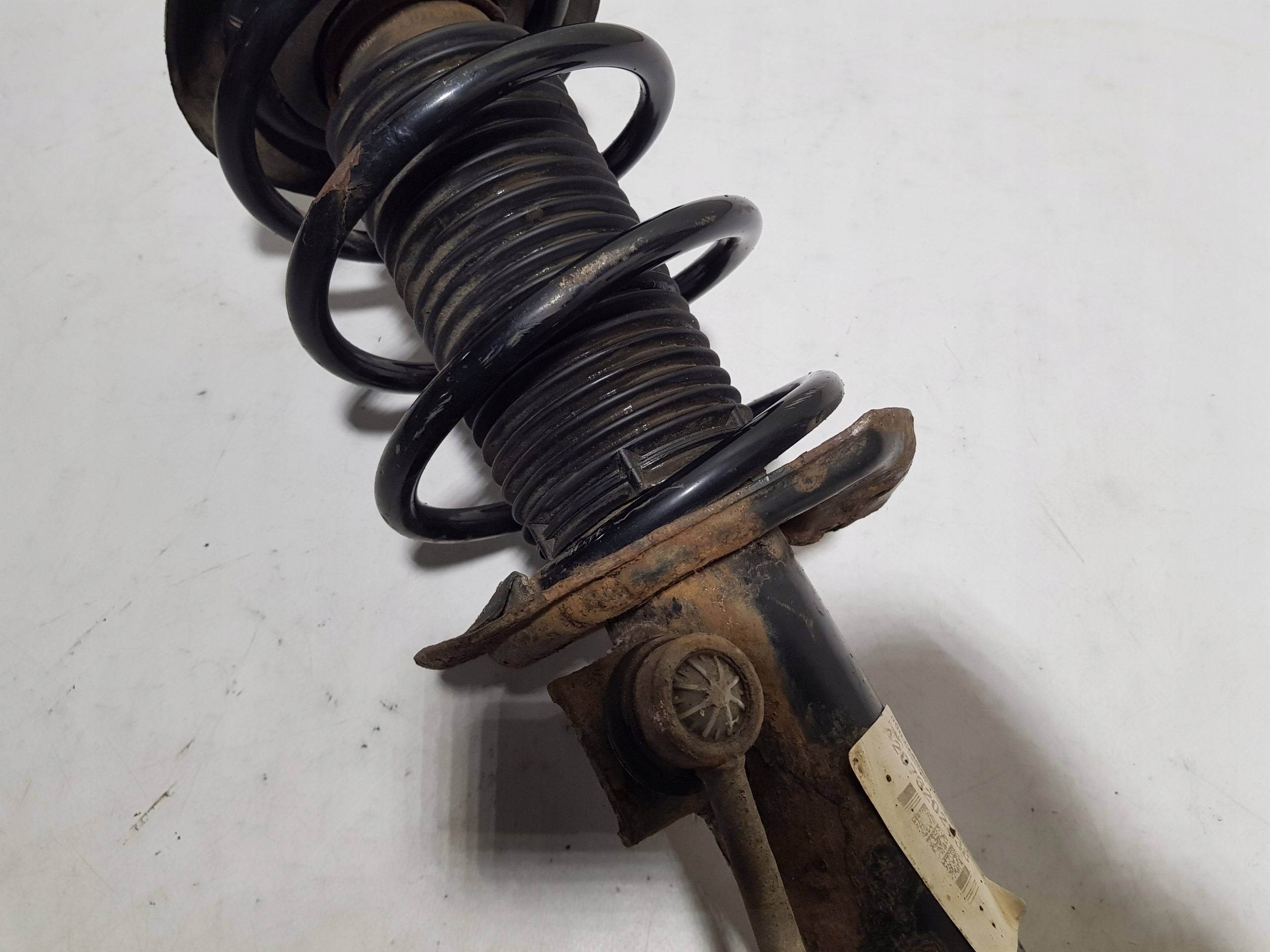 shock absorber front left MERCEDES W207 EDC SPORT 2073202338