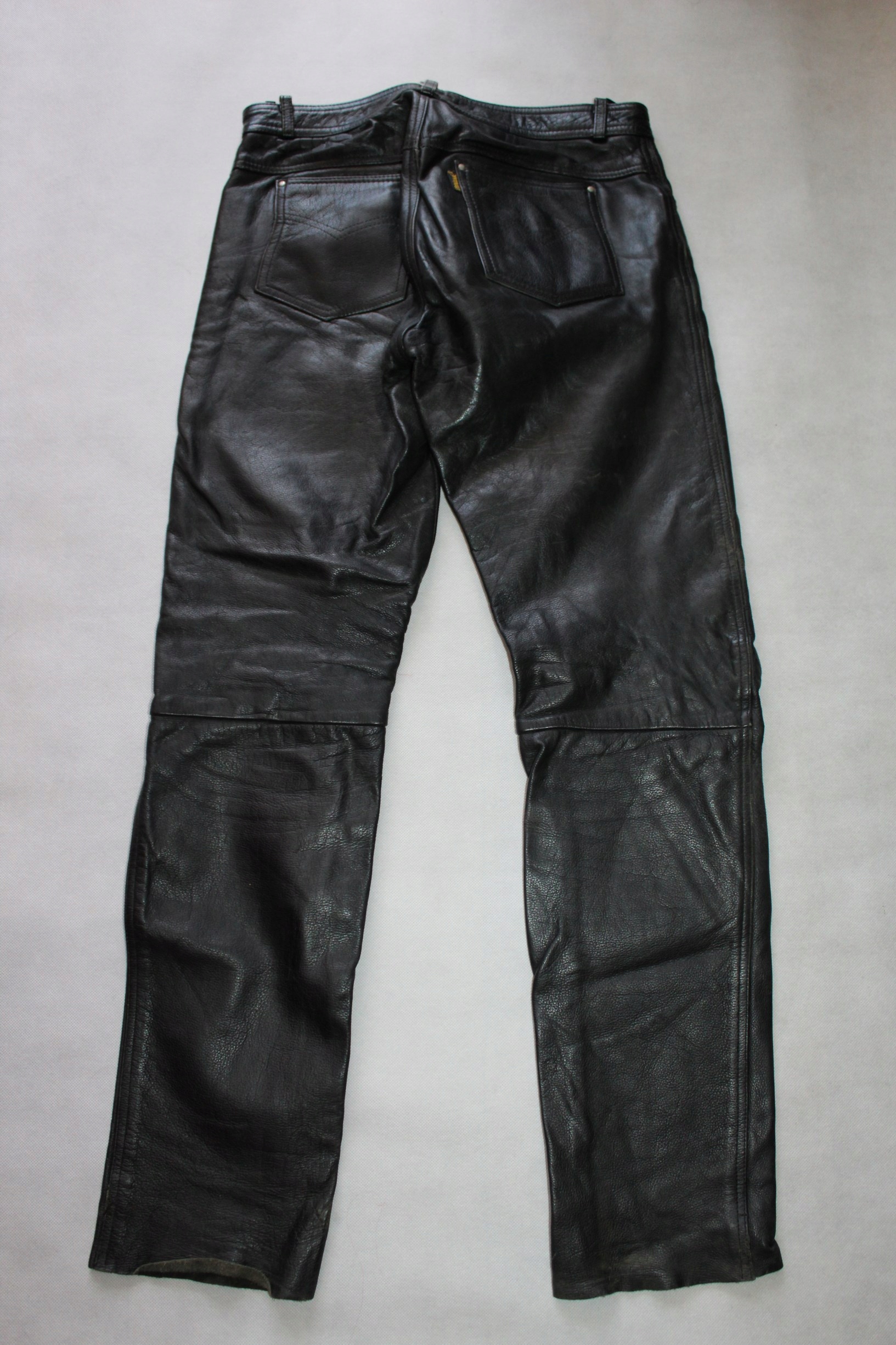 SPODNIE MOTOCYKLOWE 709 DYNAMIC r 32 pas 82 Materiał skóra