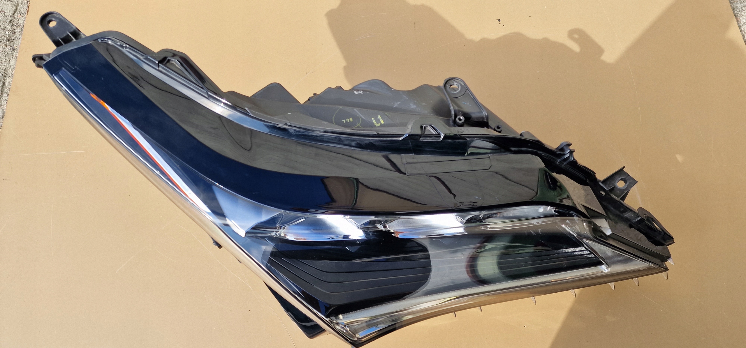 Lexus Rx 4 IV 400 450 H lampa prawa full led Producent części Lexus OE