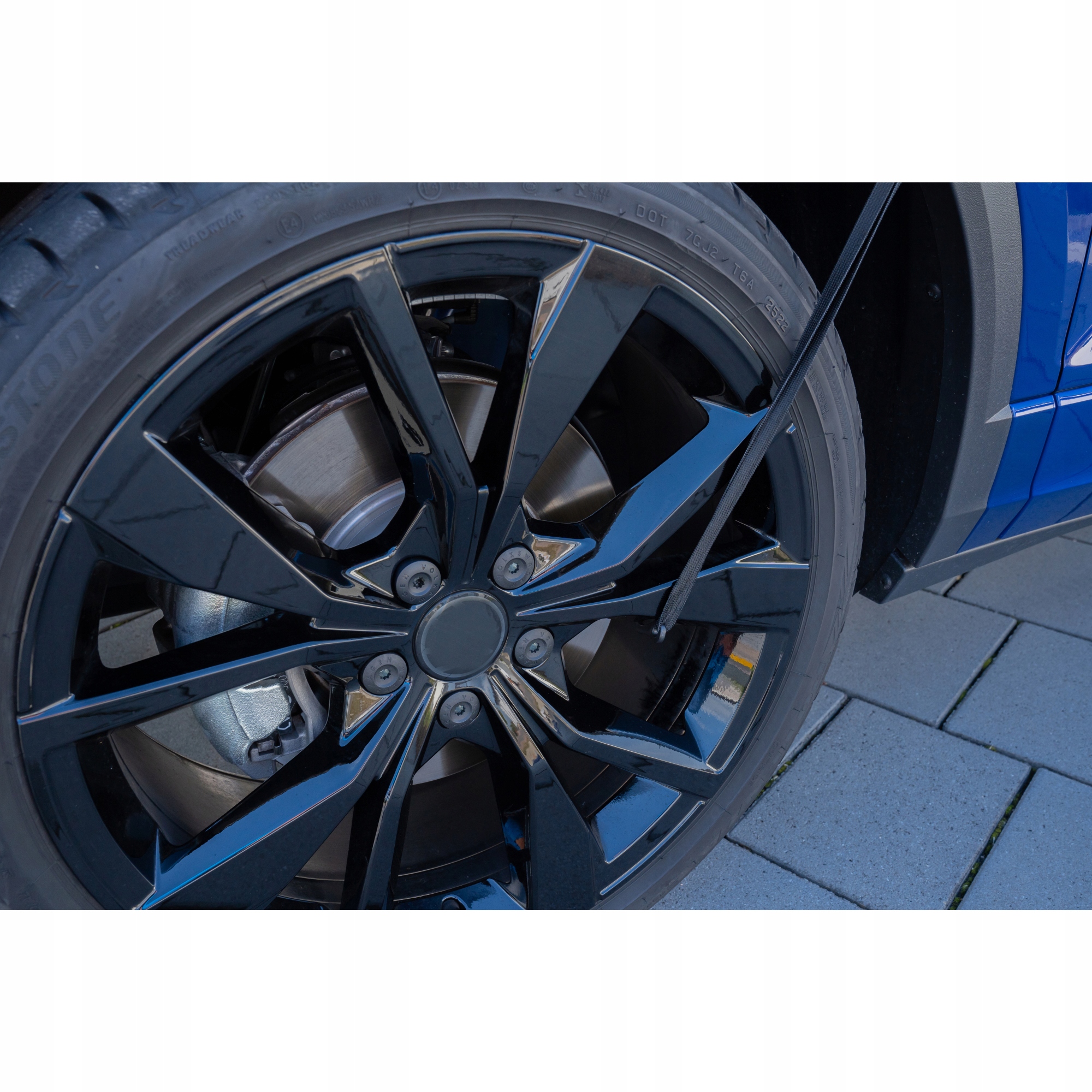 Pokrowiec Plandeka na Samochód Auto Półpokrowiec S Producent inny