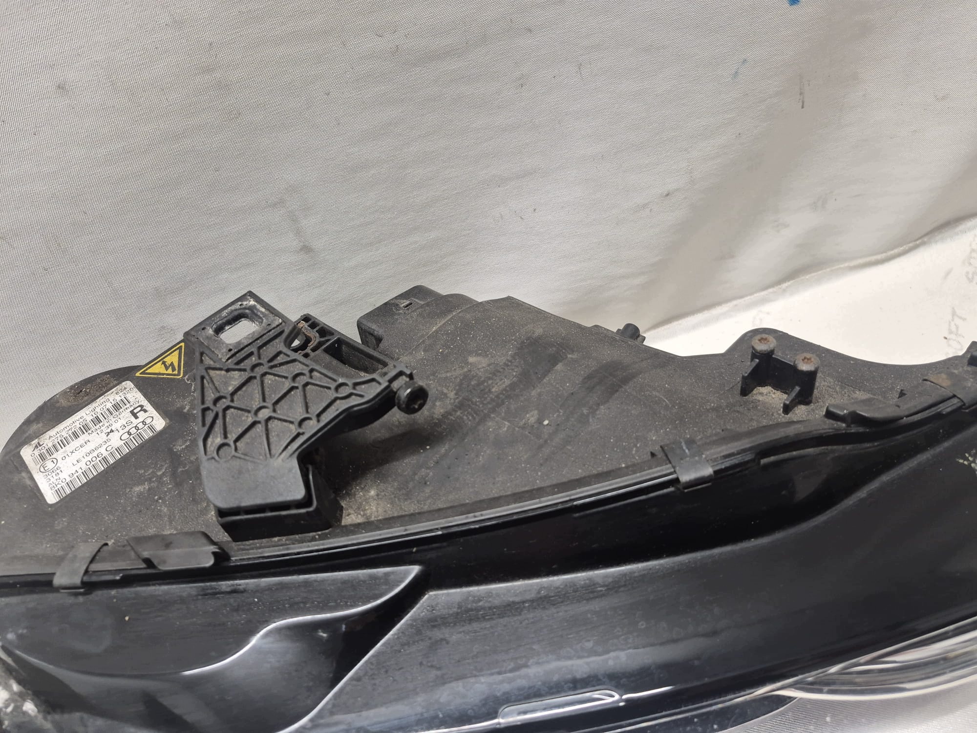 AUDI A4 B8 8K LIFT 11- light right front front XENON 8K0941006C