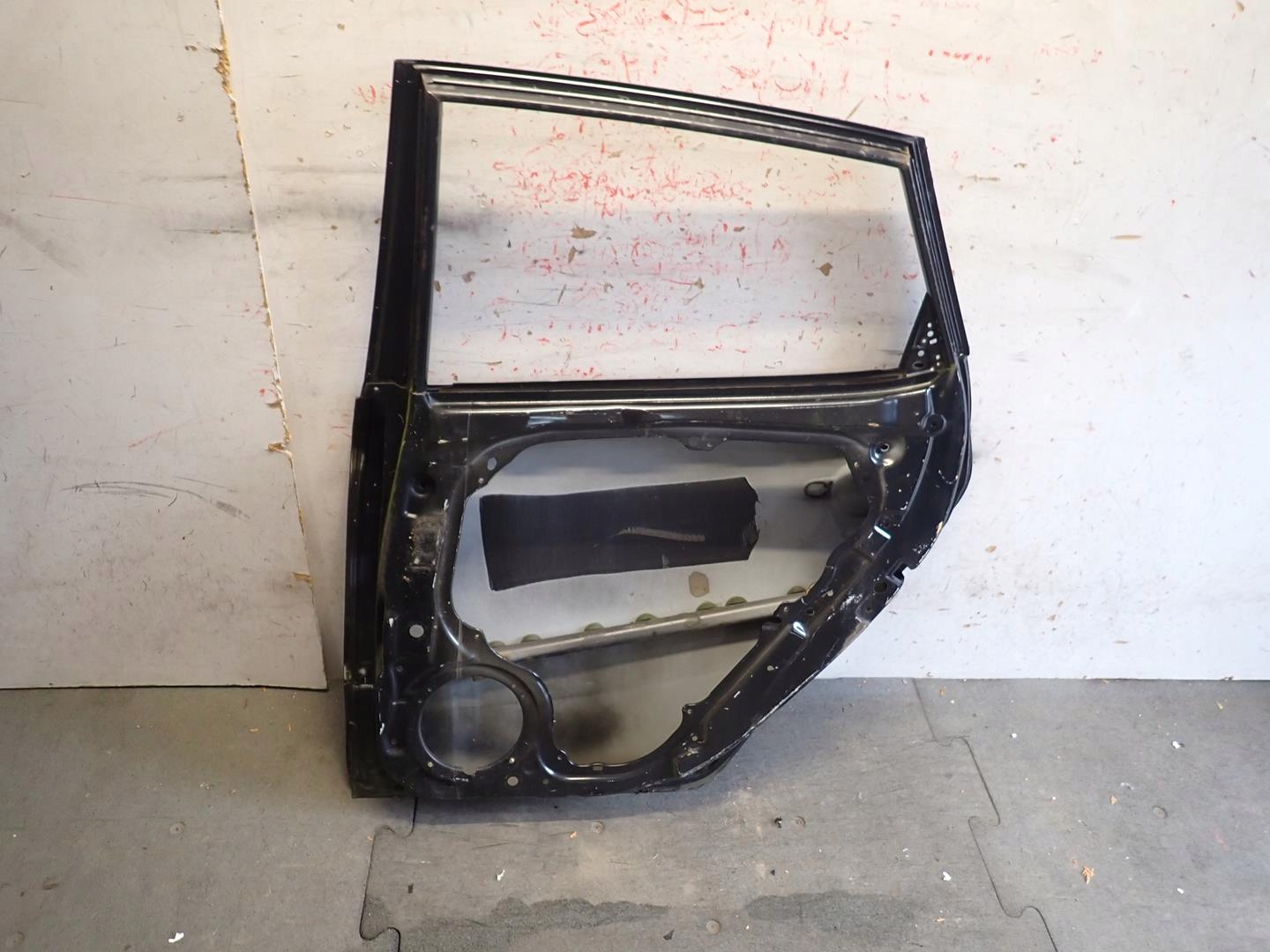 door rear part rear. right HYUNDAI I30 and 2007-2012 HB
