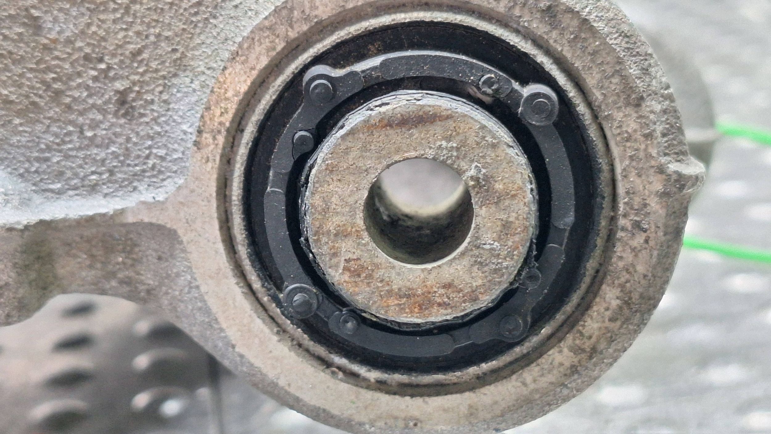 Querlenker links heck 8E0505311S AUDI A4 B6 B7