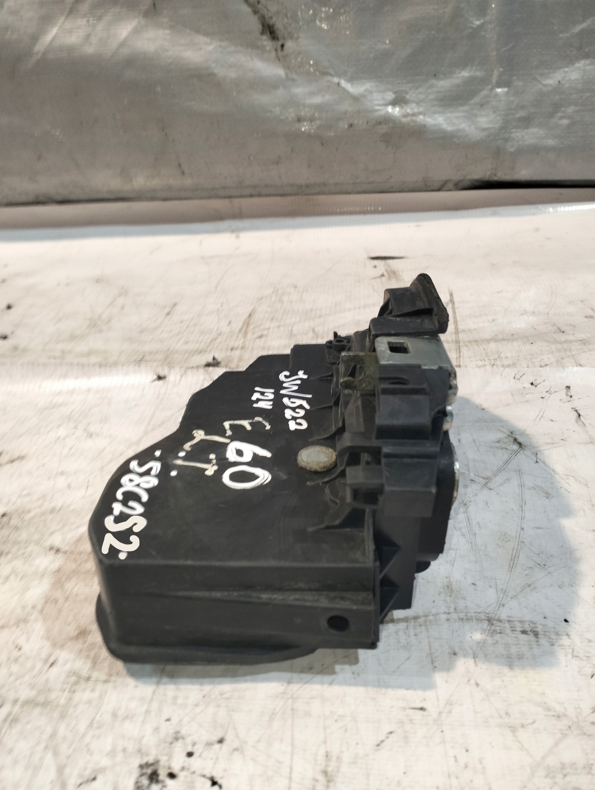 BMW E60 lock door left rear part 7036171 OE 7PIN