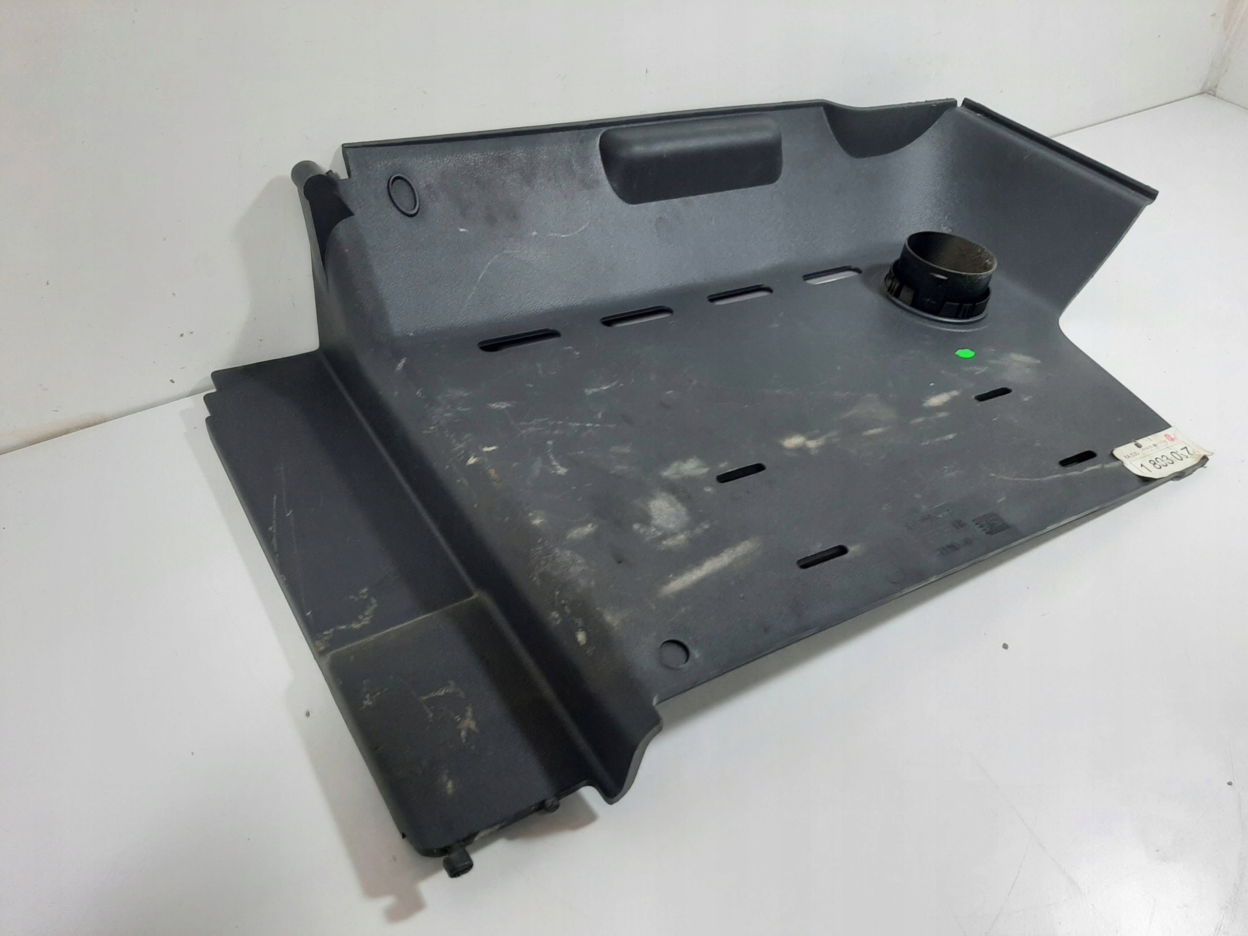 SCANIA R410 EURO6 POJ 12742 302KW 14R OBUDOWA OSLONA SCHOWKA LODOWKI 189307 Wersja Europejska