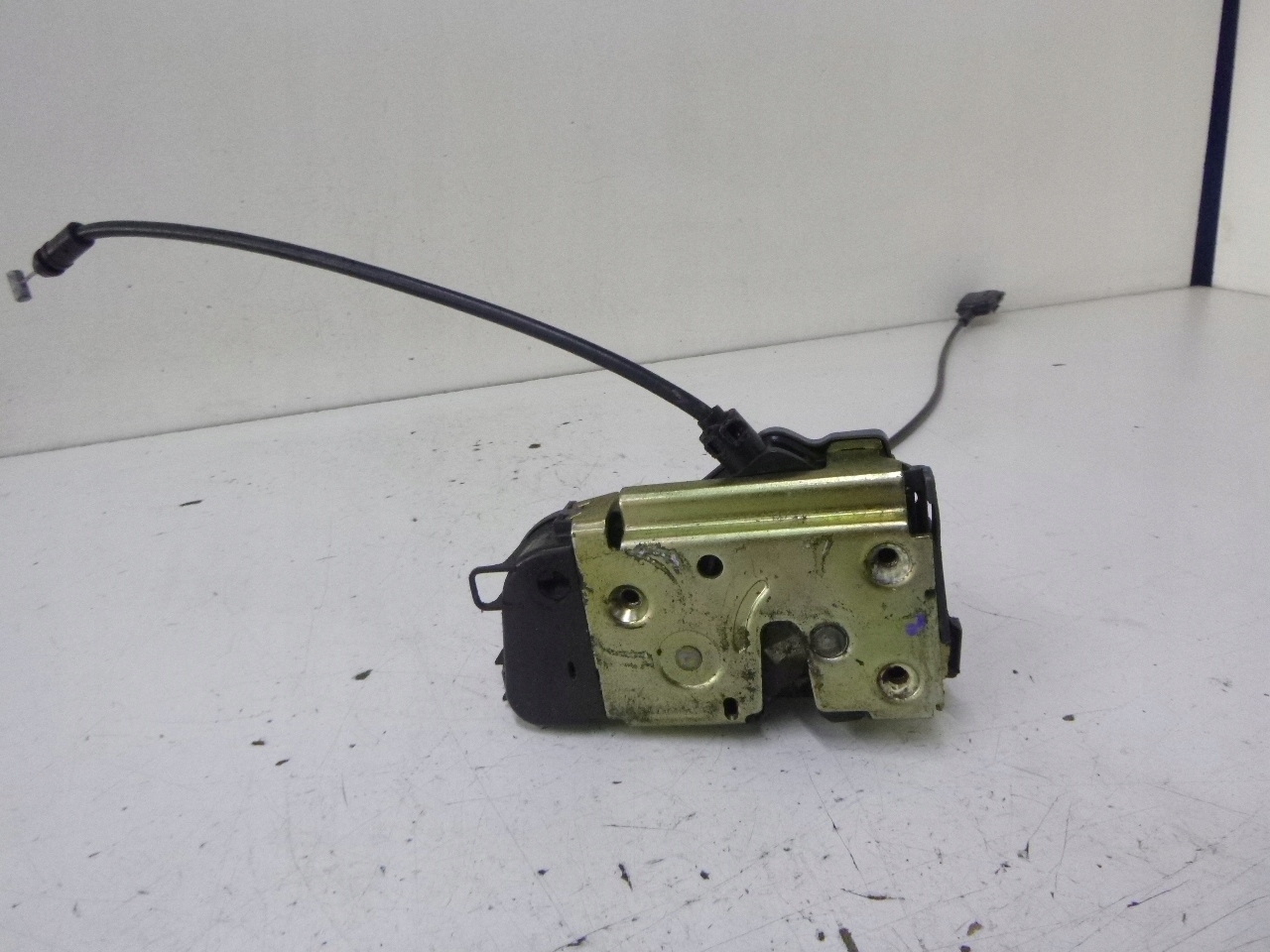 lock door rear part right Renault Megane II ARD 2003