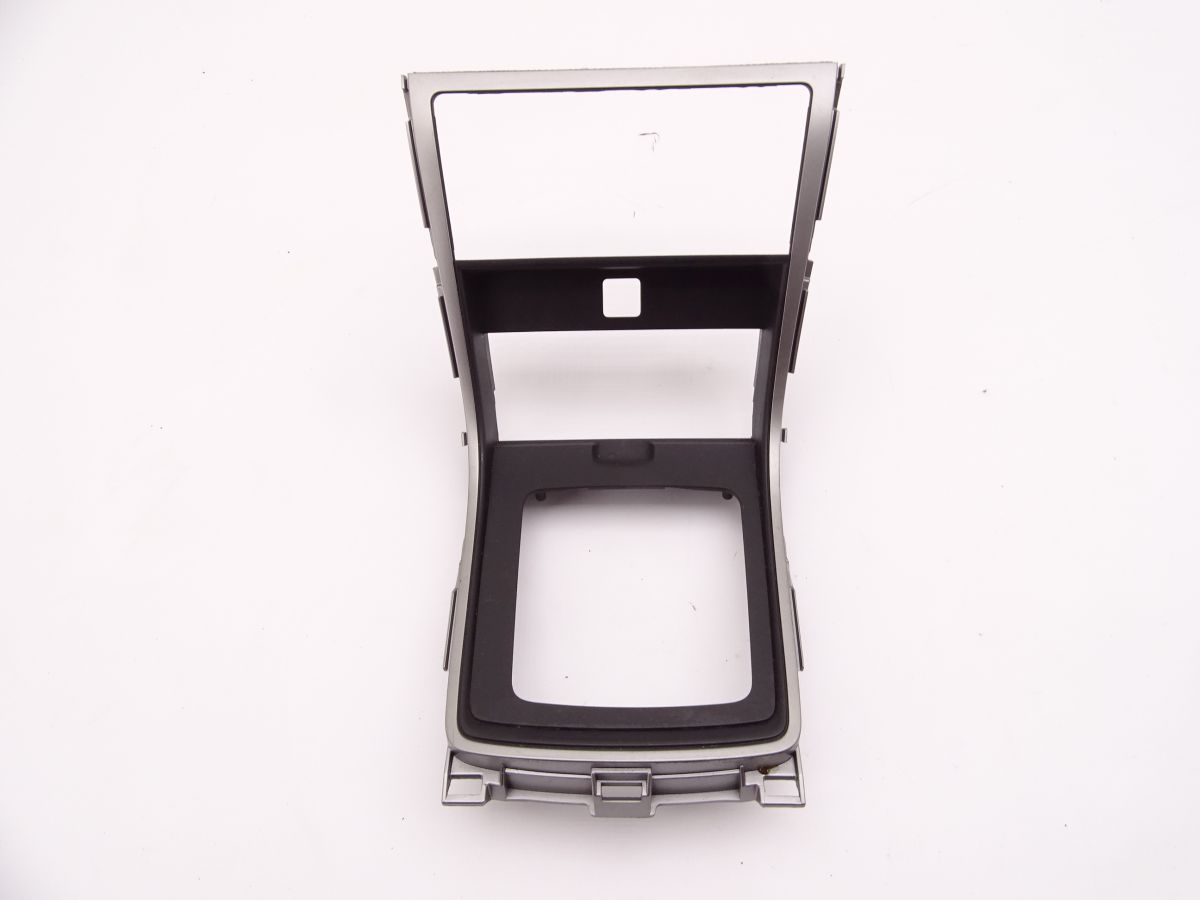 MAZDA 6 II GH 07-12 KONSOLA ŚRODKOWA PANEL ŚRODKOWY RAMKA RADIA