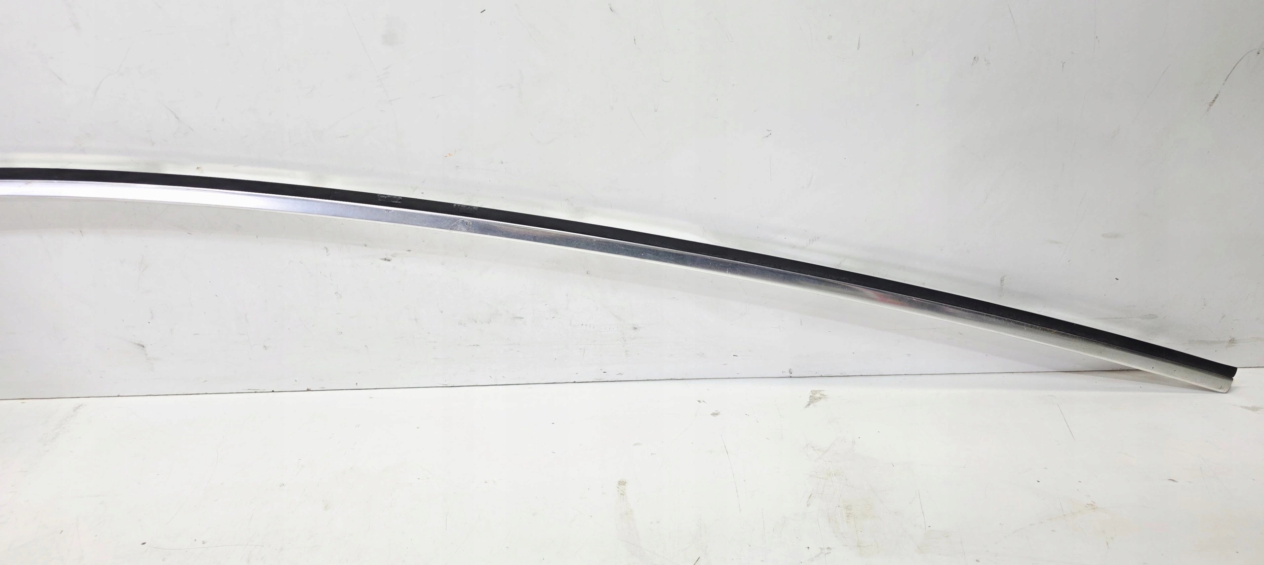moulding bodywork CHROM left AUDI A5 8T SPORTBACK 8T8853703