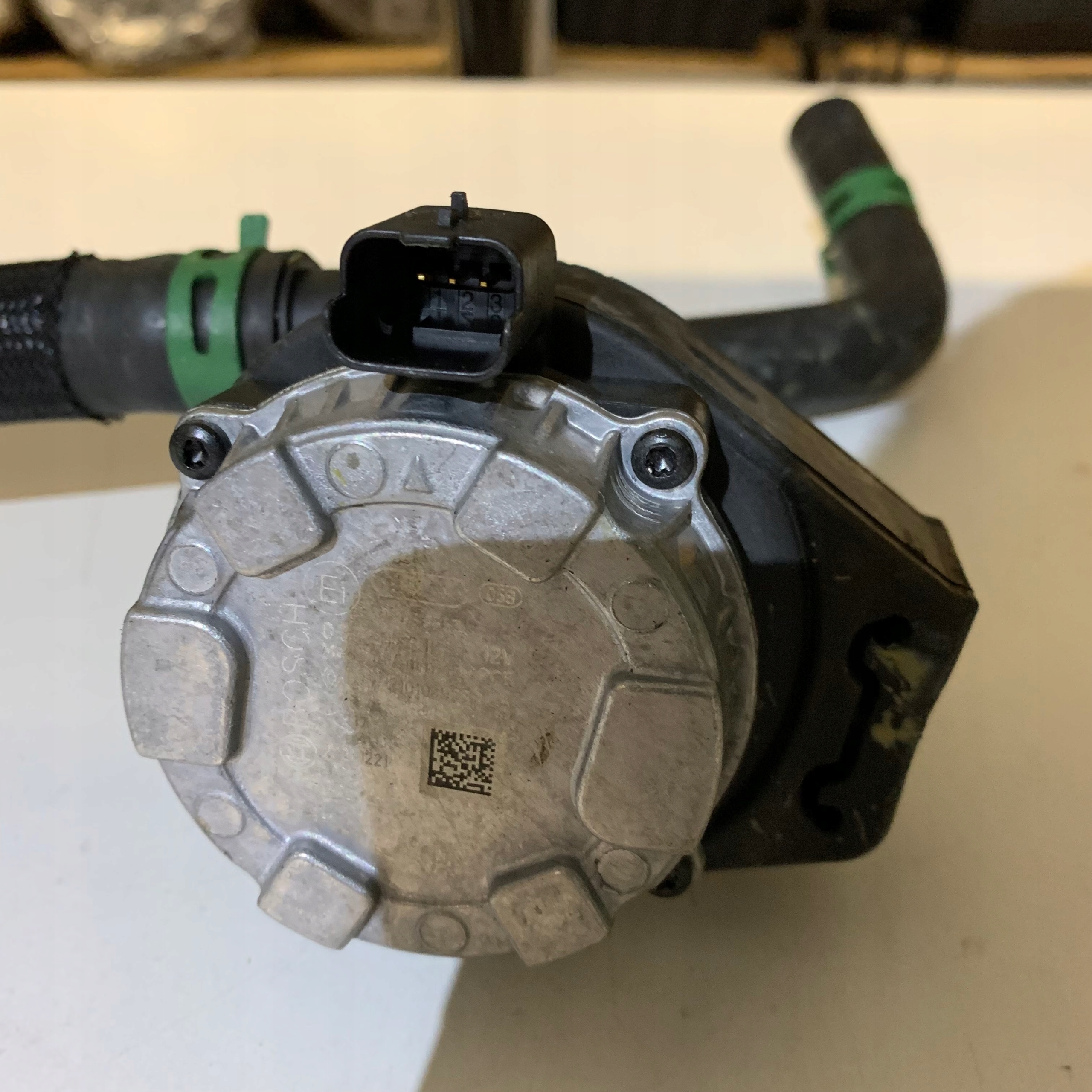 RENAULT ZOE II pumpa OBIEGOWA vode 210103928R