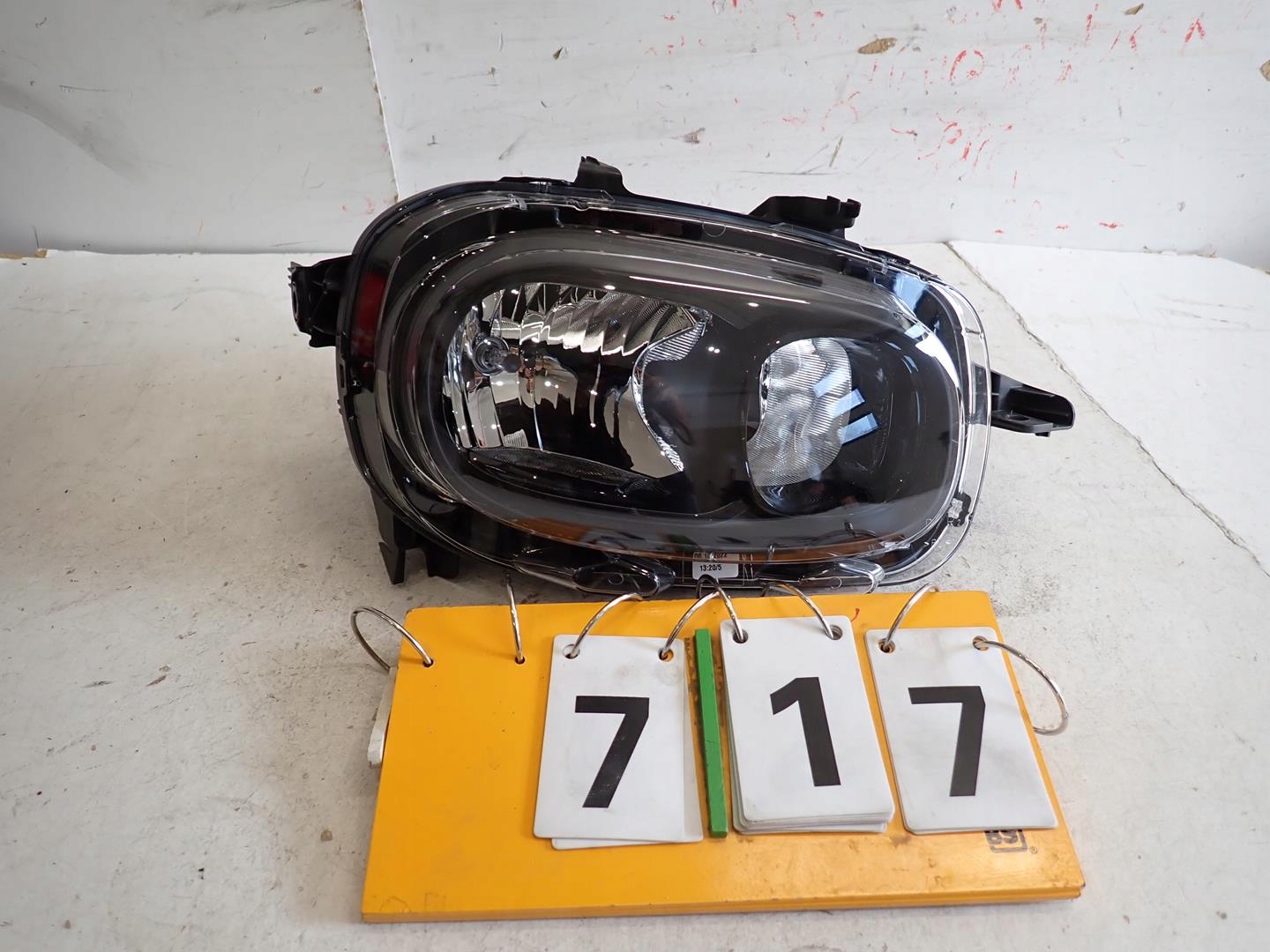 light front front right CITROEN C3 III 2016- 90097898