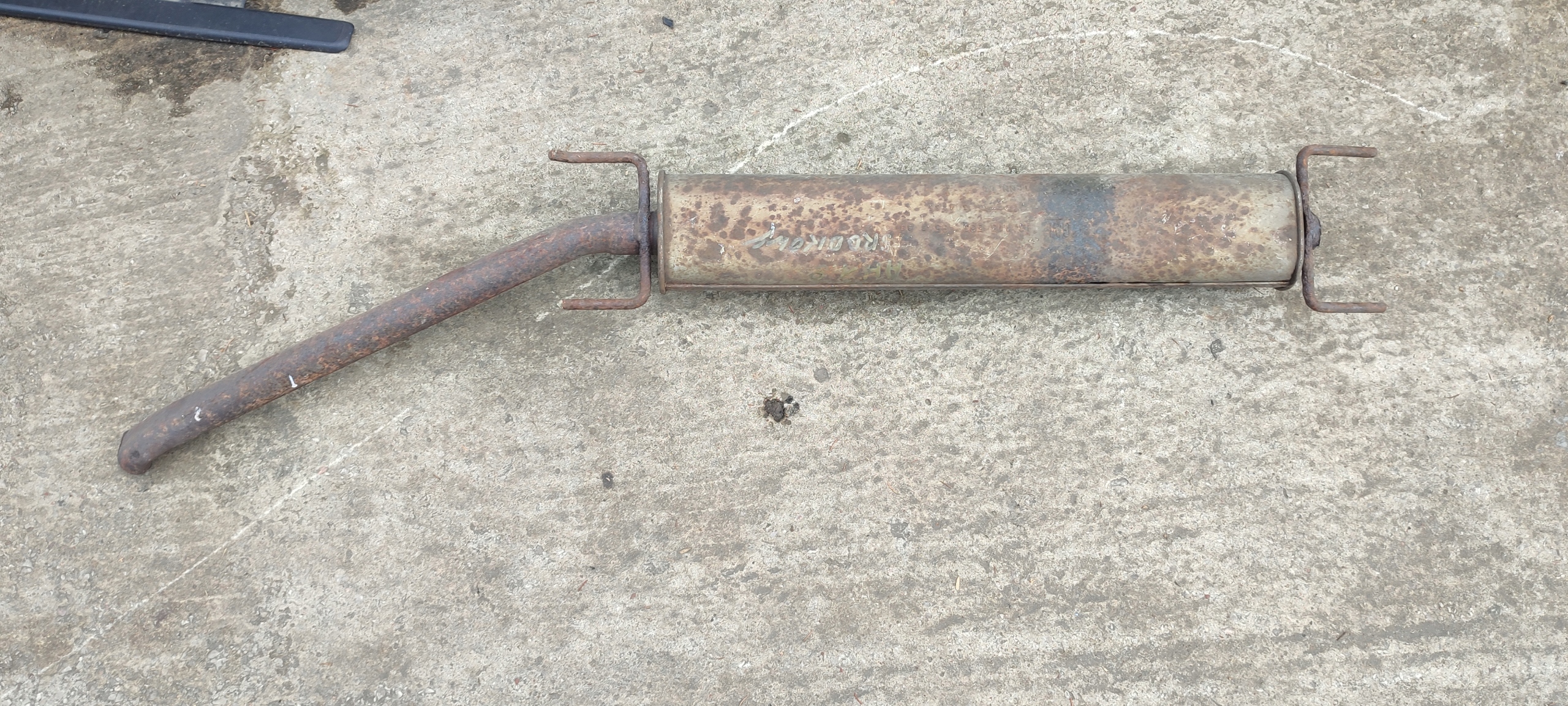 dämpfer endschalldämpfer auspuff mitte Opel Astra 13115563