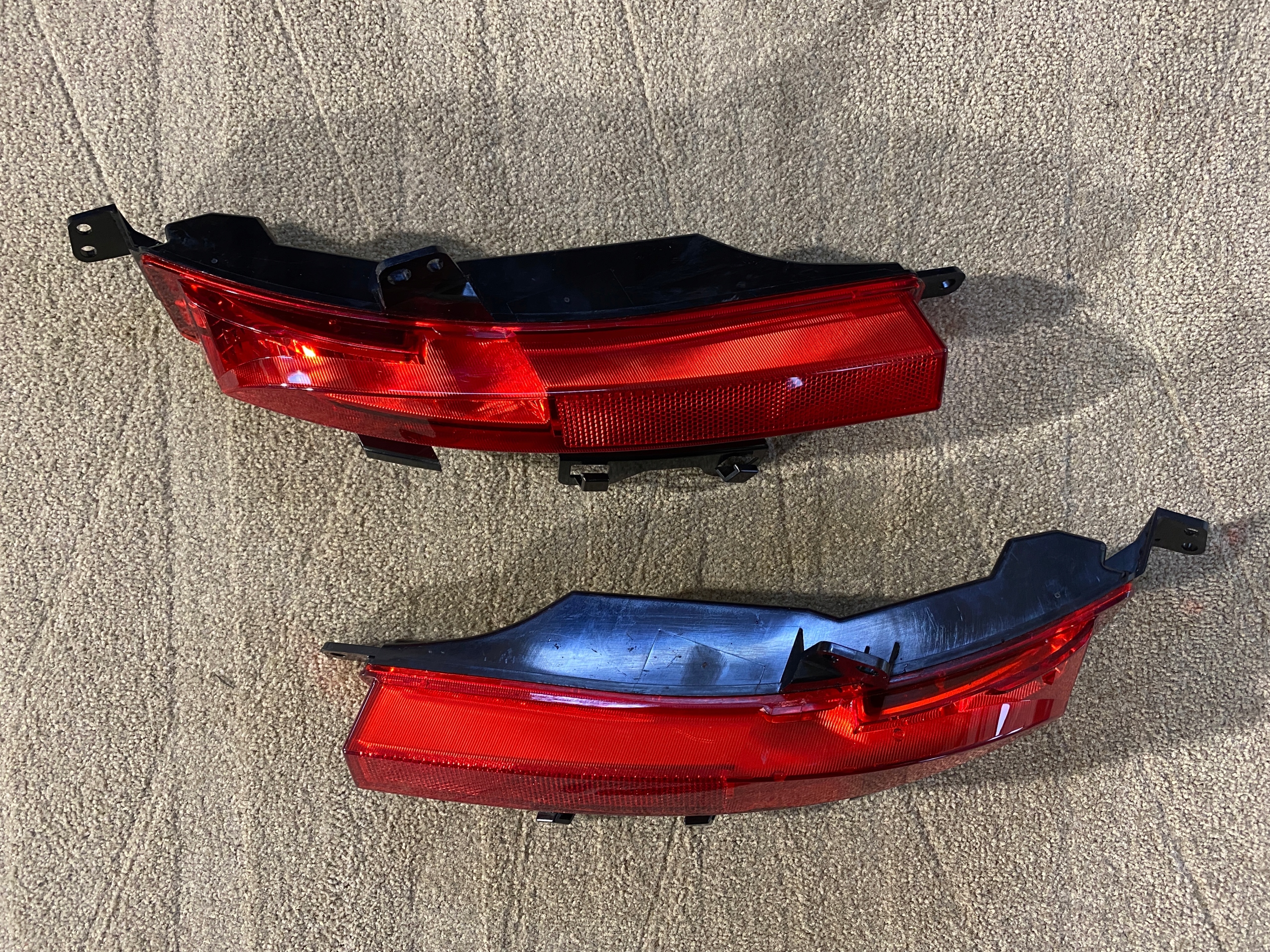 Fk72-15k273 - DISCOVERY SPORT L550 лампа задняя левая + правая