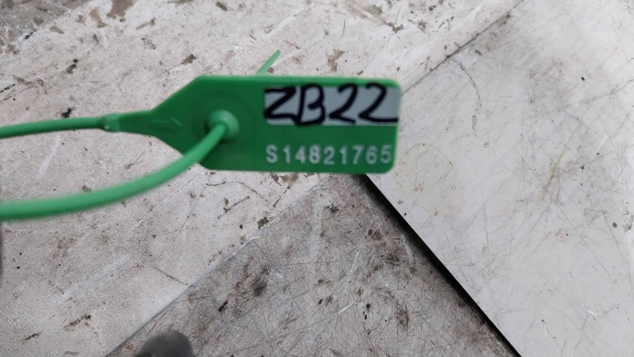otoč tlumič levý předek 6773209 6771177 BMW E90 E91 E92 E93