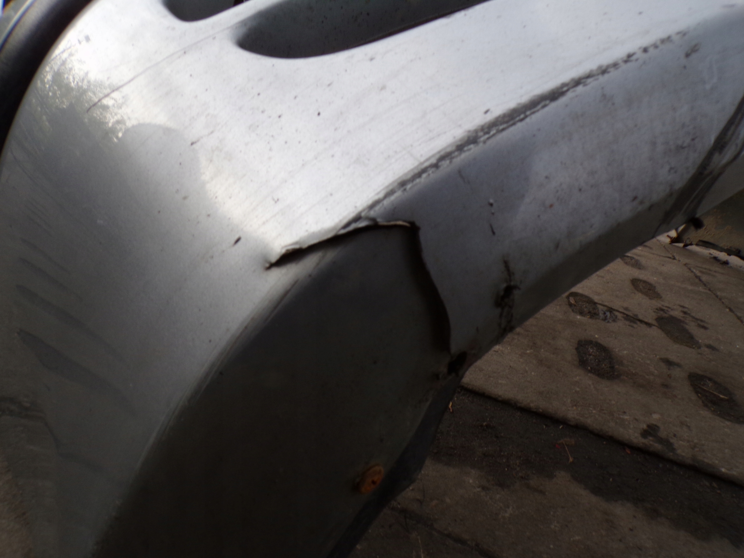 front bumper front TOYOTA PREVIA 2 II washers