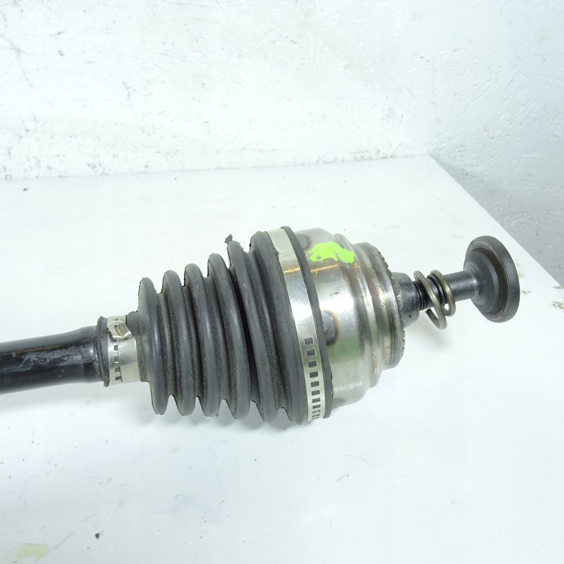 BMW 7 F01 F02 4.4 V8 semi-axis right front