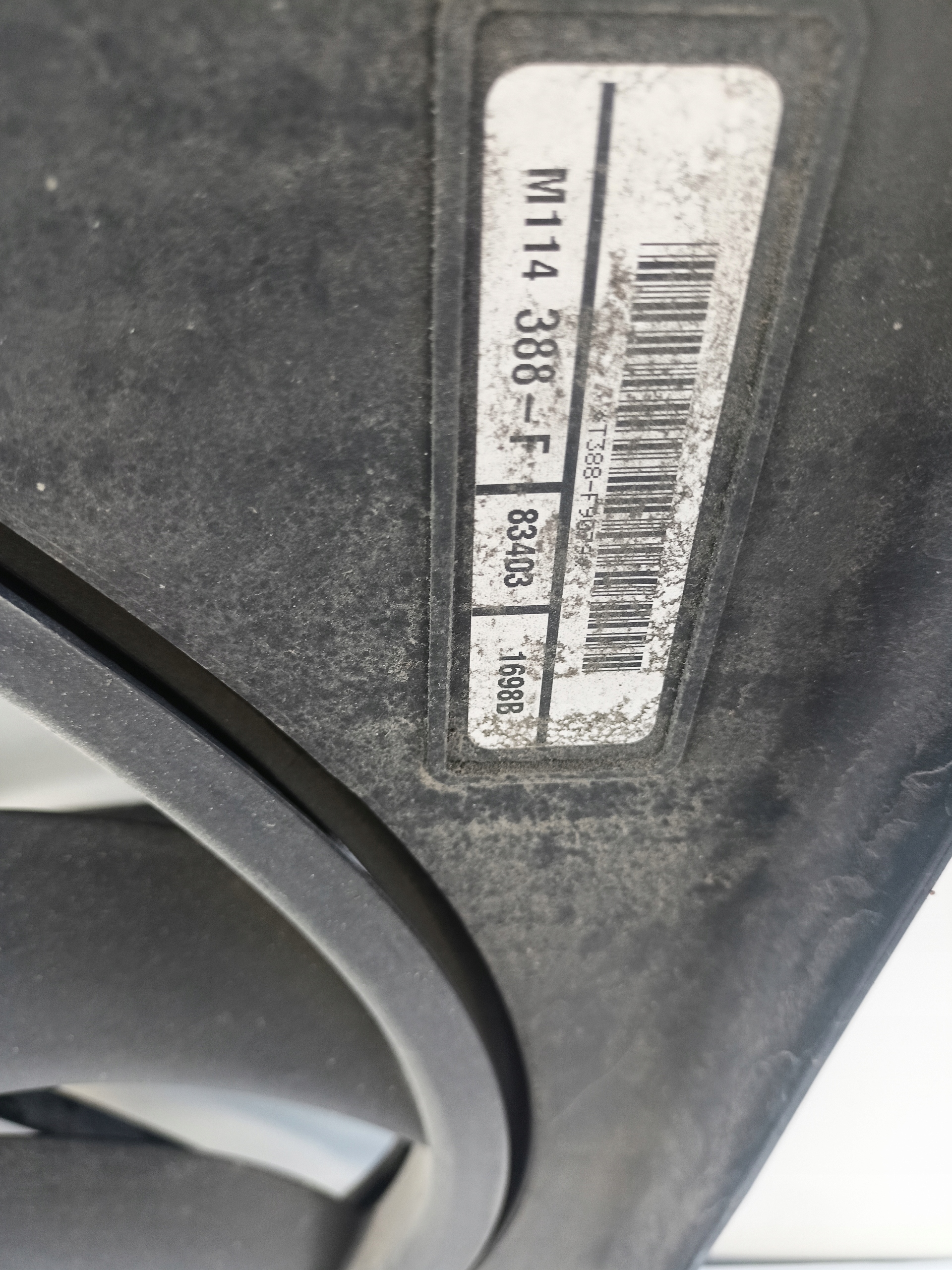 DODGE CHALLENGER 2015 3.6 OBUDOWA WENTYLATOR CHŁODNICY 3.6 ORYGINAŁ Typ samochodu Samochody osobowe